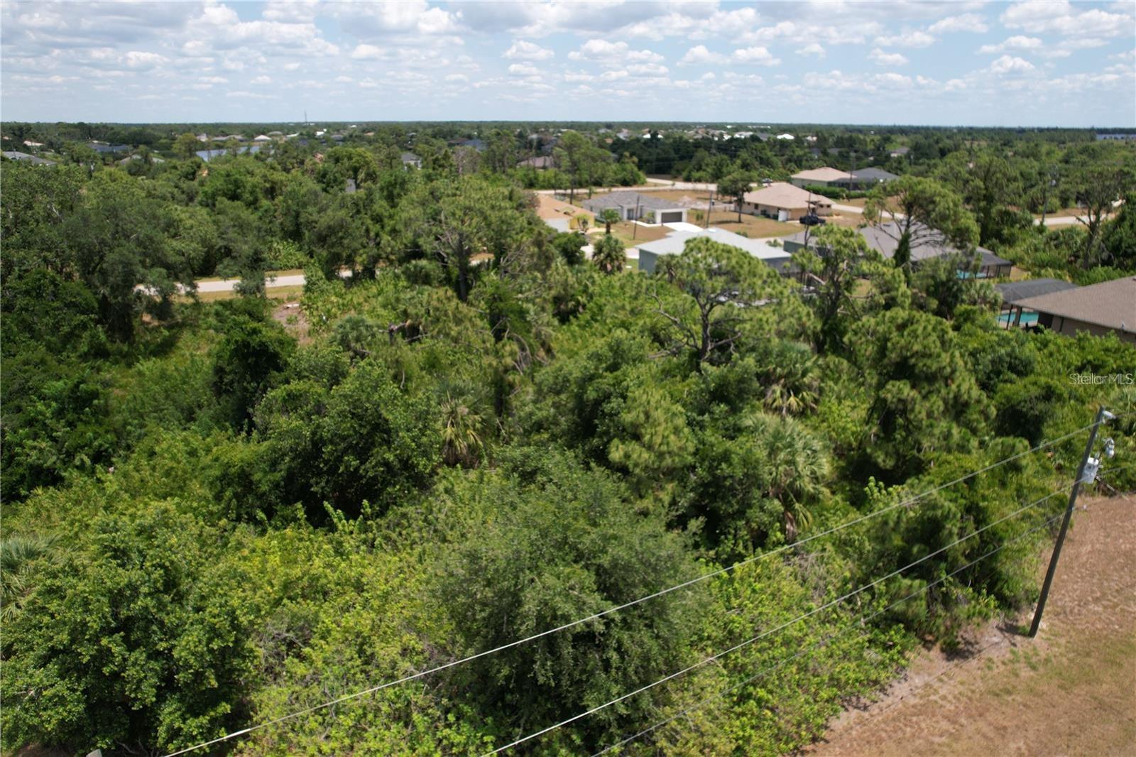 ROTONDA LAKES - Land