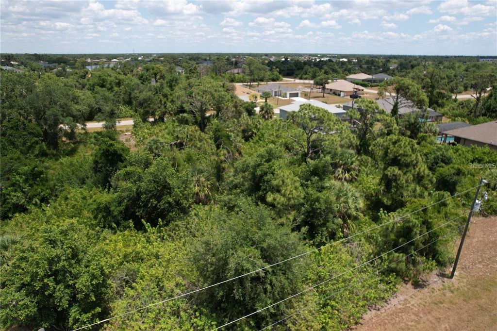 Photo of 134 Yellow Pine Drive, Rotonda West, FL 33947 (MLS # A4672619)