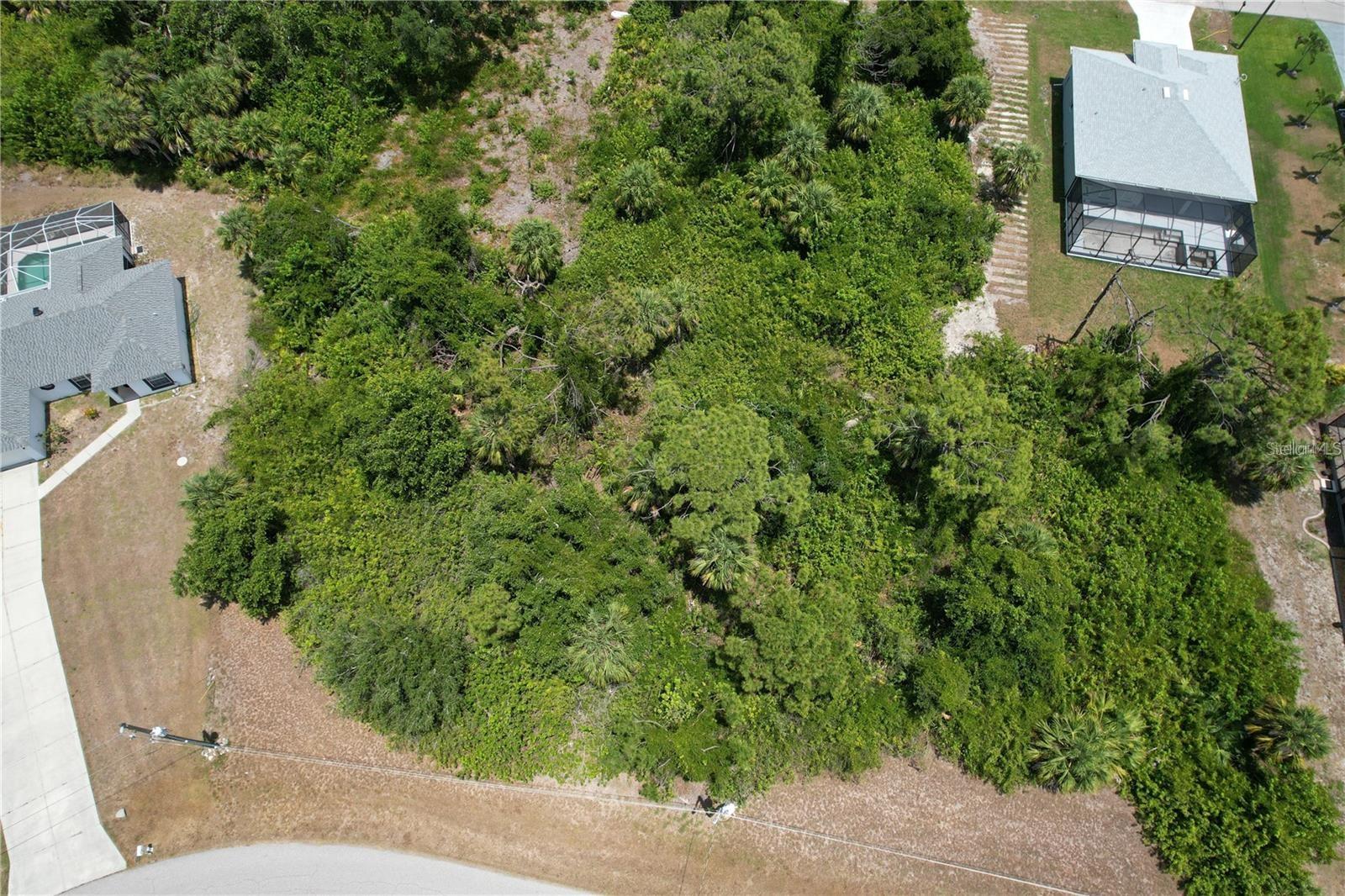 ROTONDA LAKES - Land