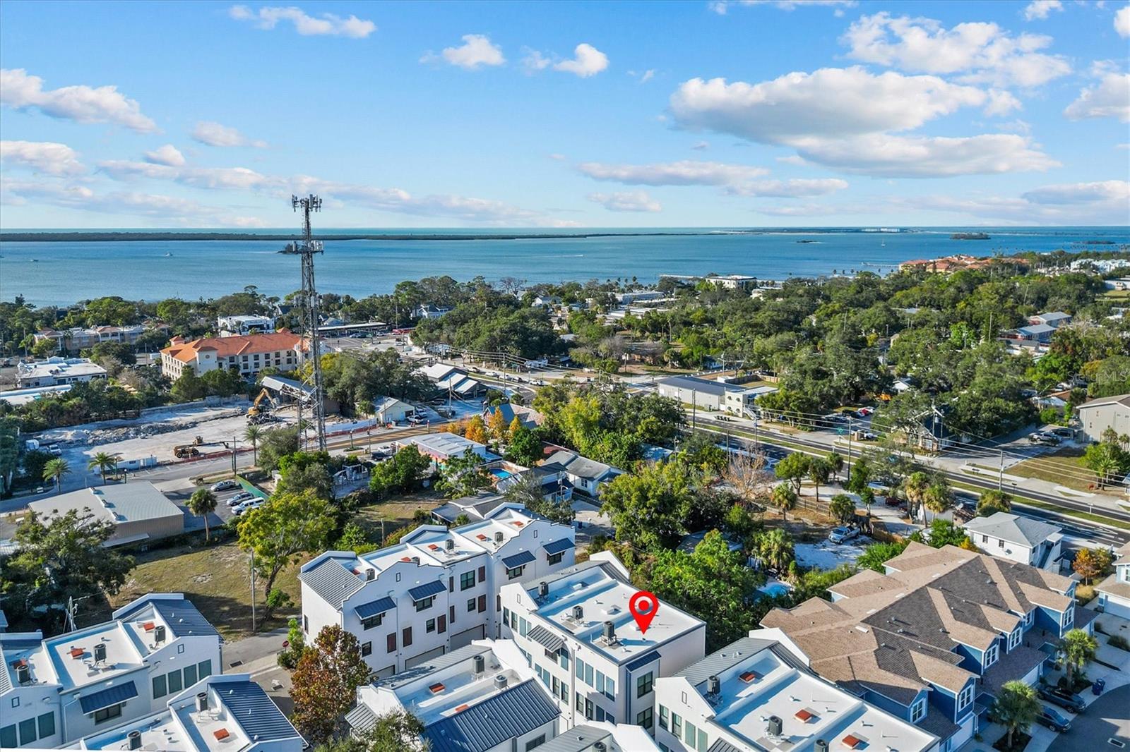 HIGHLAND TWNHMS - Residential