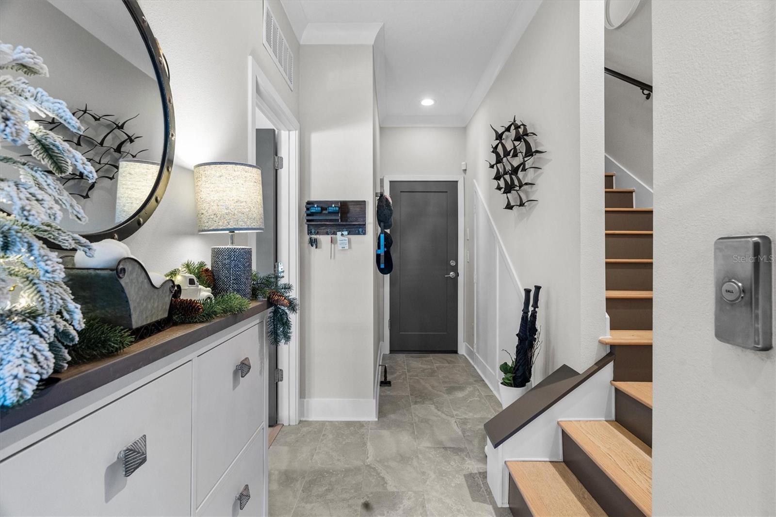 HIGHLAND TWNHMS - Residential