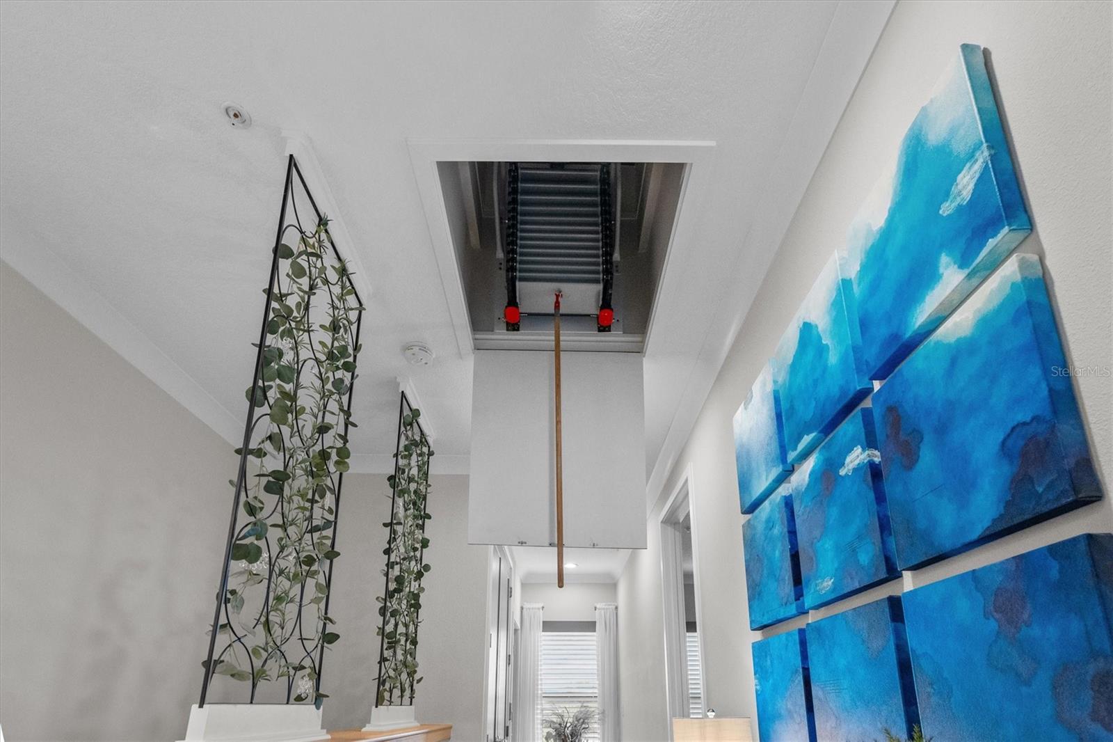 HIGHLAND TWNHMS - Residential