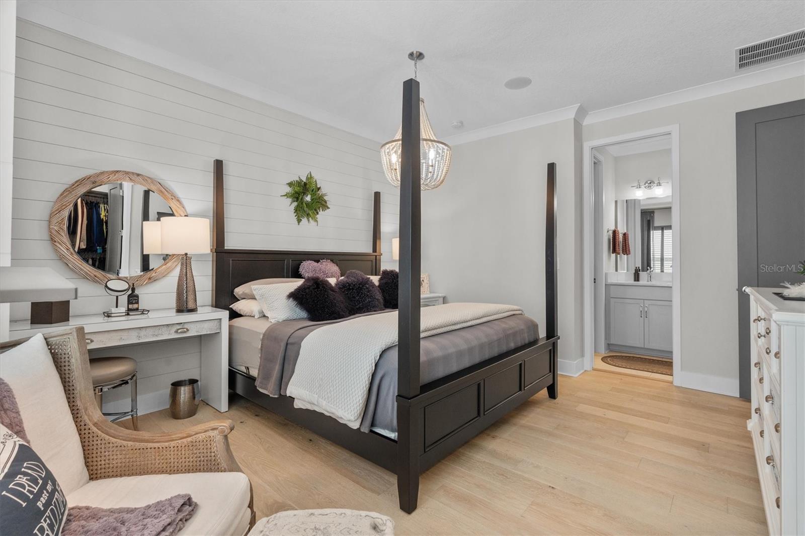 HIGHLAND TWNHMS - Residential