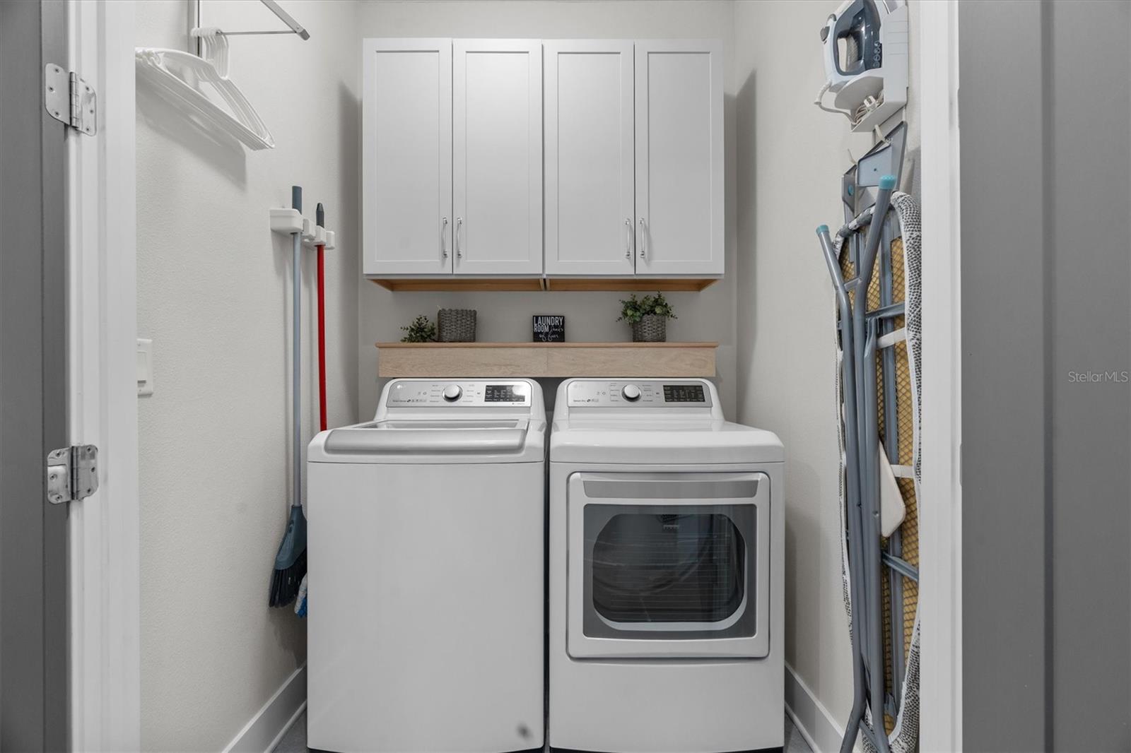 HIGHLAND TWNHMS - Residential