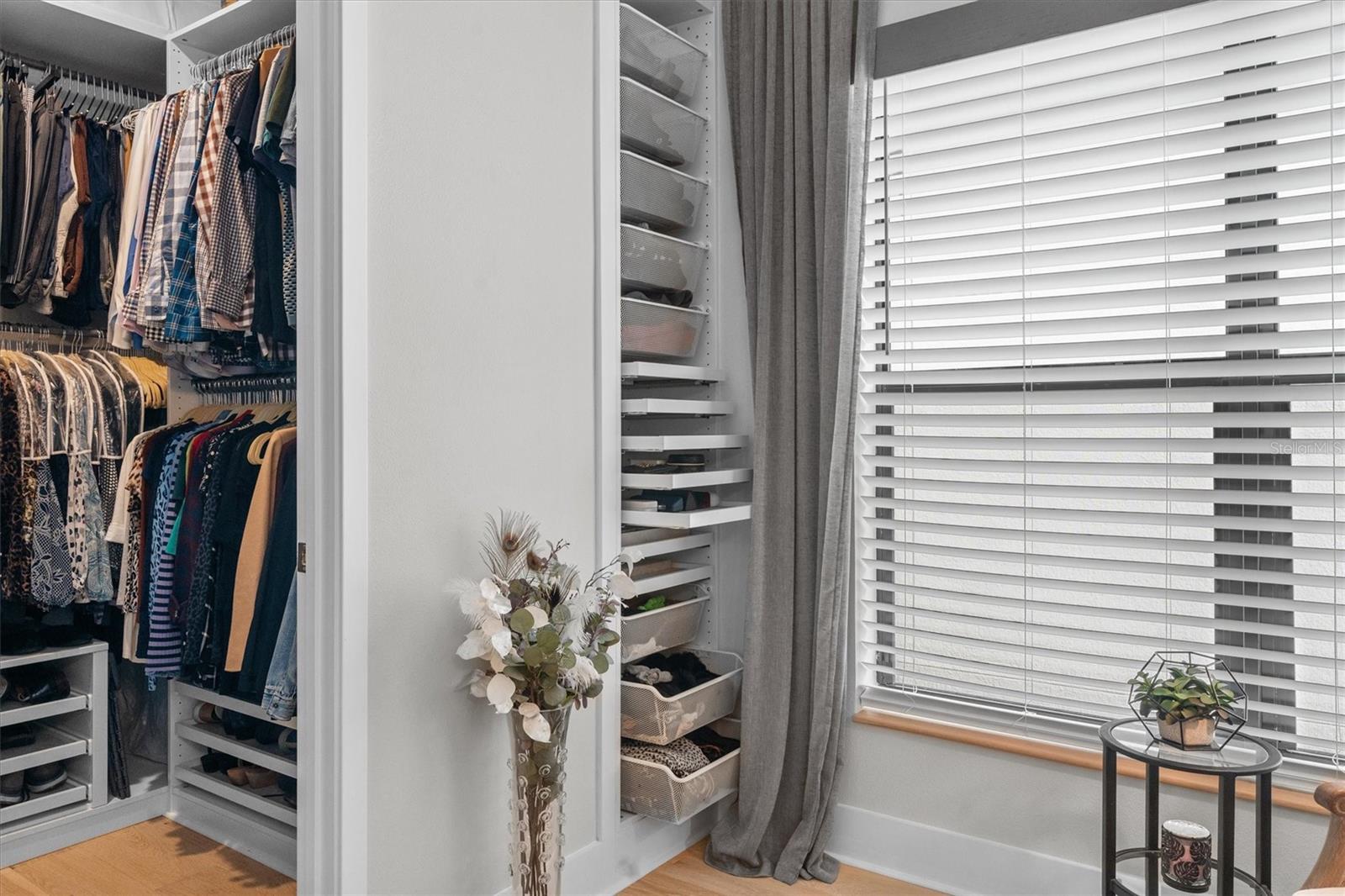 HIGHLAND TWNHMS - Residential