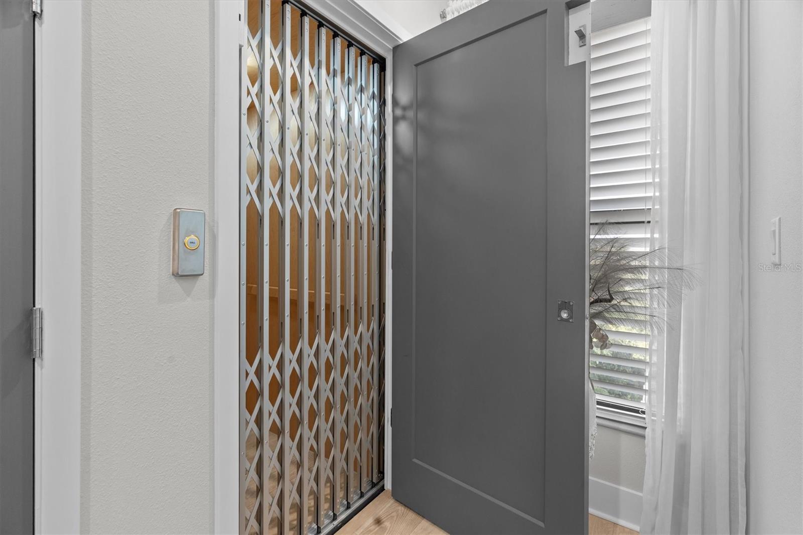 HIGHLAND TWNHMS - Residential