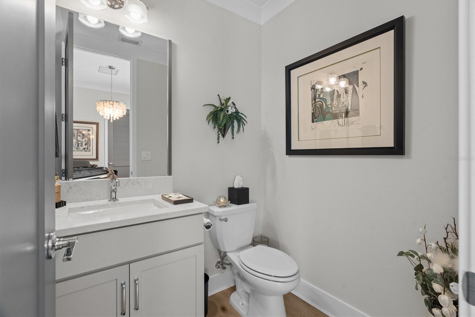 HIGHLAND TWNHMS - Residential