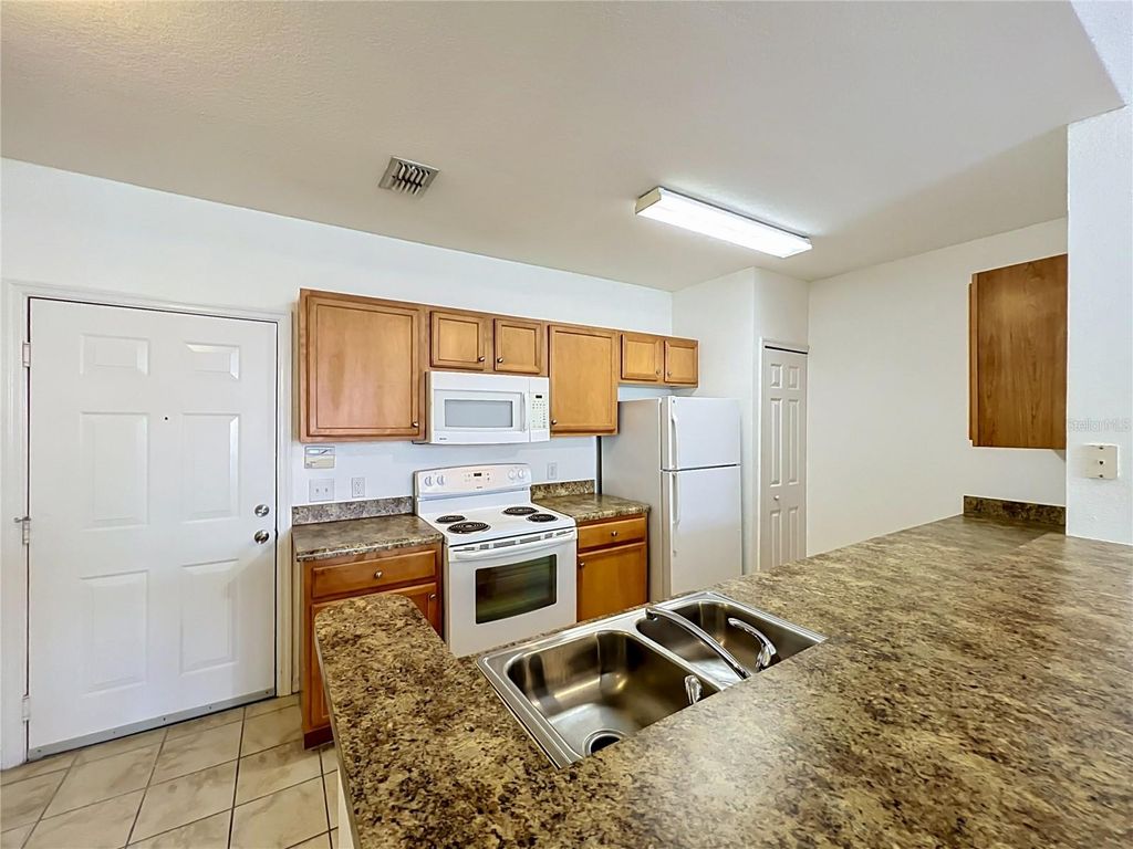 Photo of 5550 E Michigan Street #3326, Orlando, FL 32822 (MLS # O6403909)