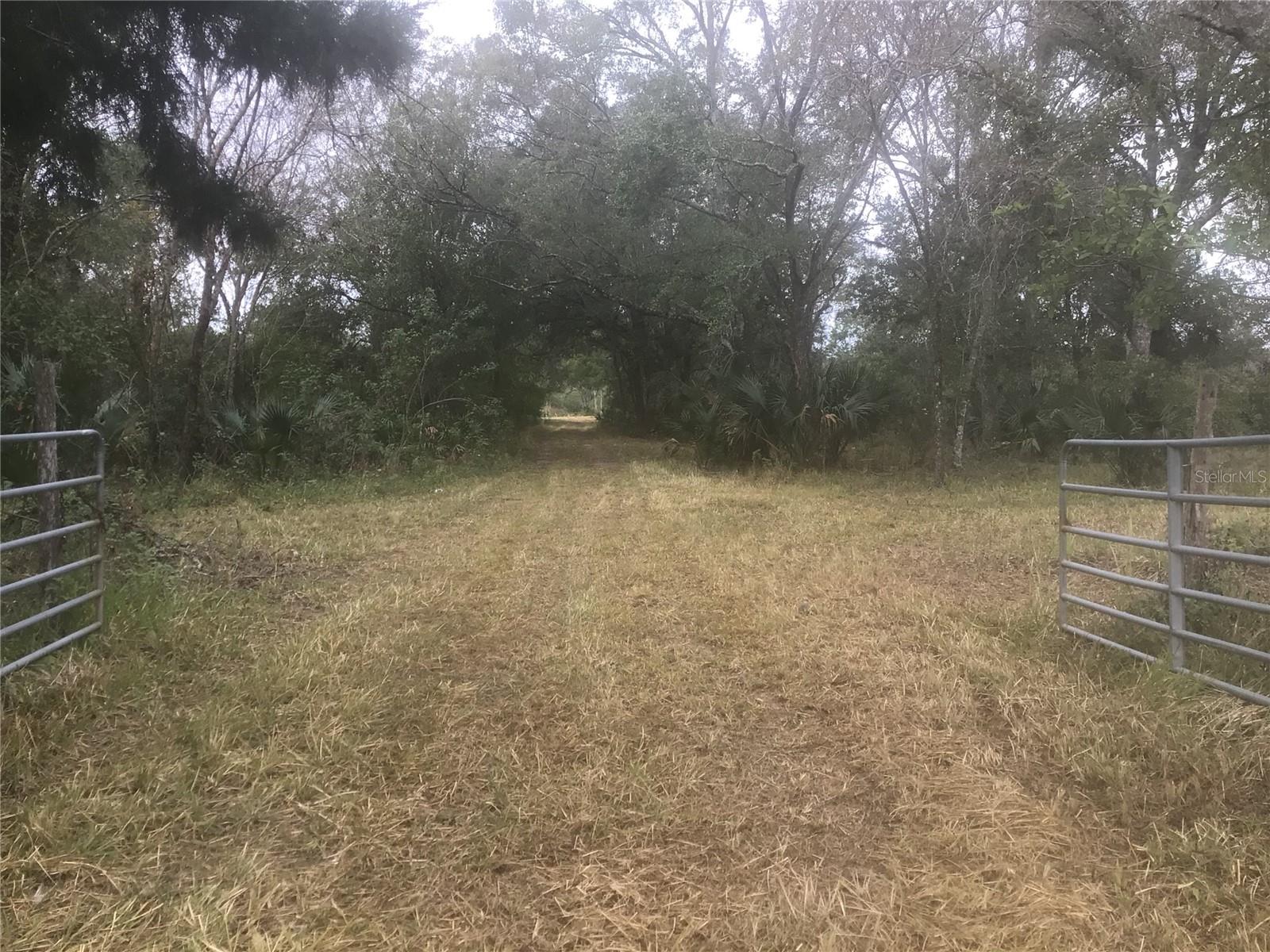 0 E IRLO BRONSON MEMORIAL HIGHWAY