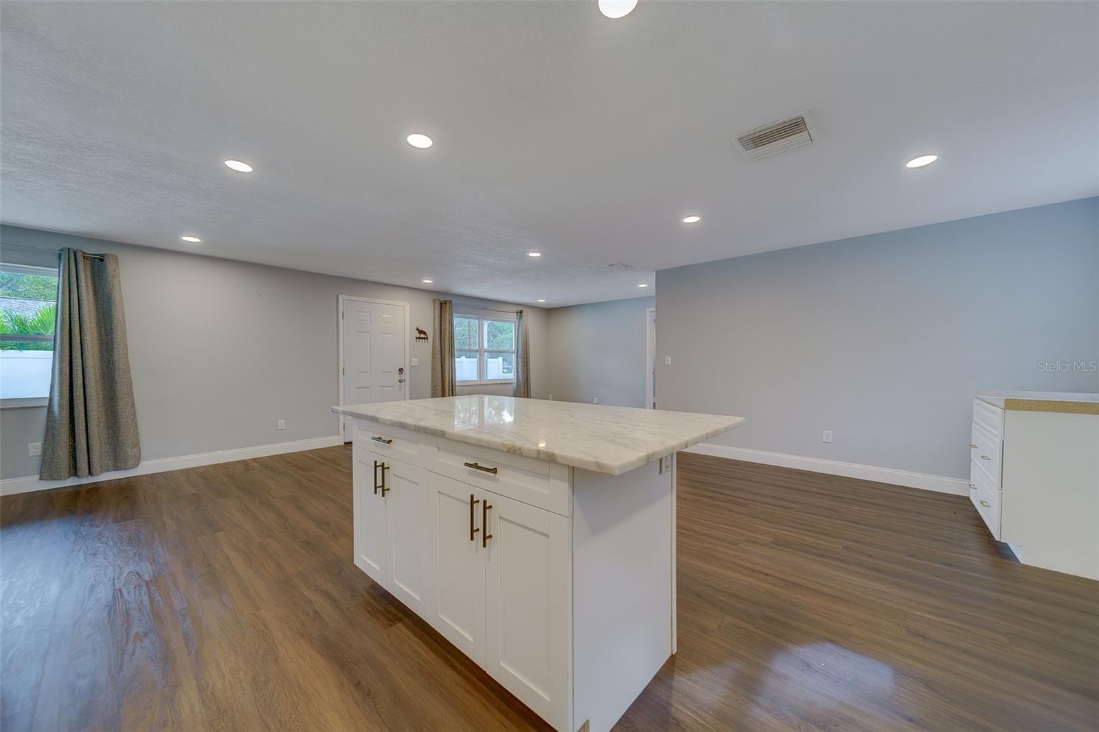 OAKLAND SUB 2 - Residential