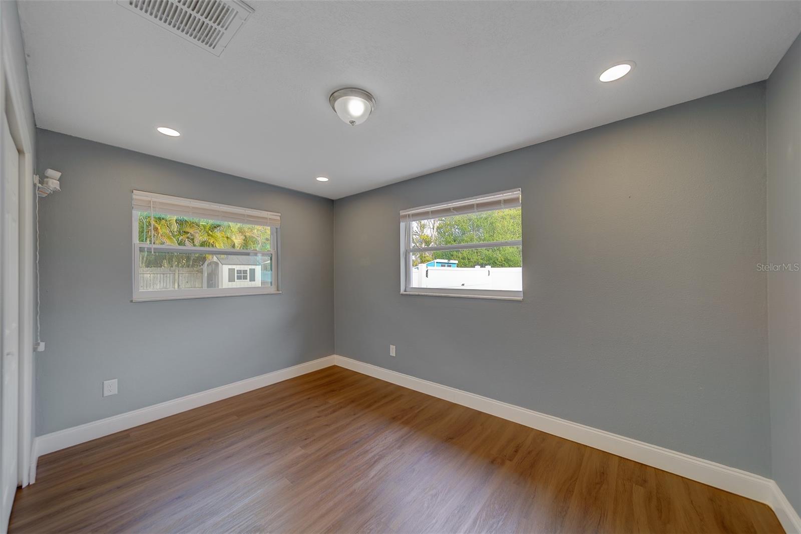 OAKLAND SUB 2 - Residential