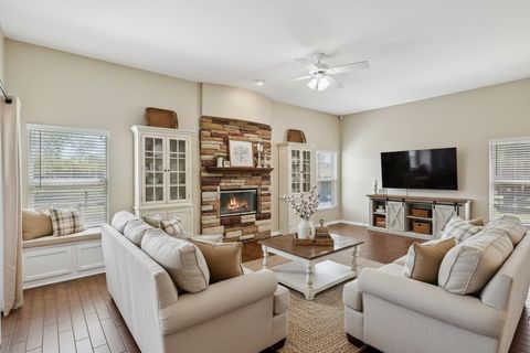 Tiny photo for 10616 Old Grove Road, Clermont, FL 34711 (MLS # O6389412)