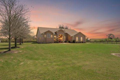 Tiny photo for 10616 Old Grove Road, Clermont, FL 34711 (MLS # O6389412)