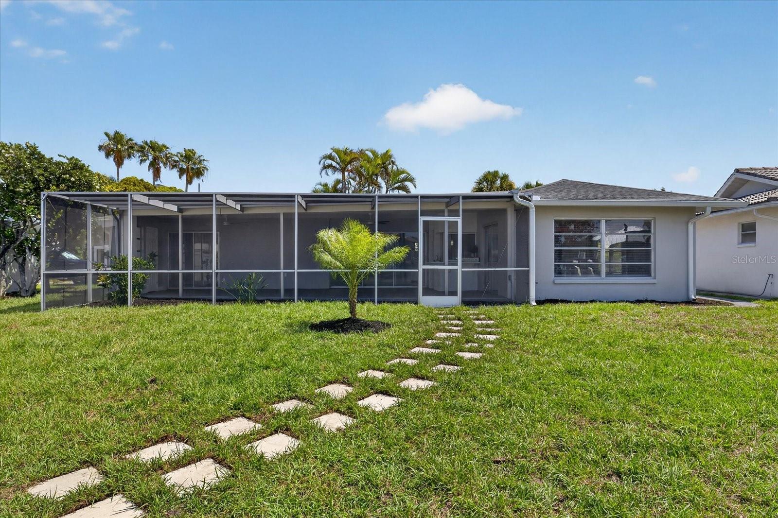 FLOR A MAR - Residential