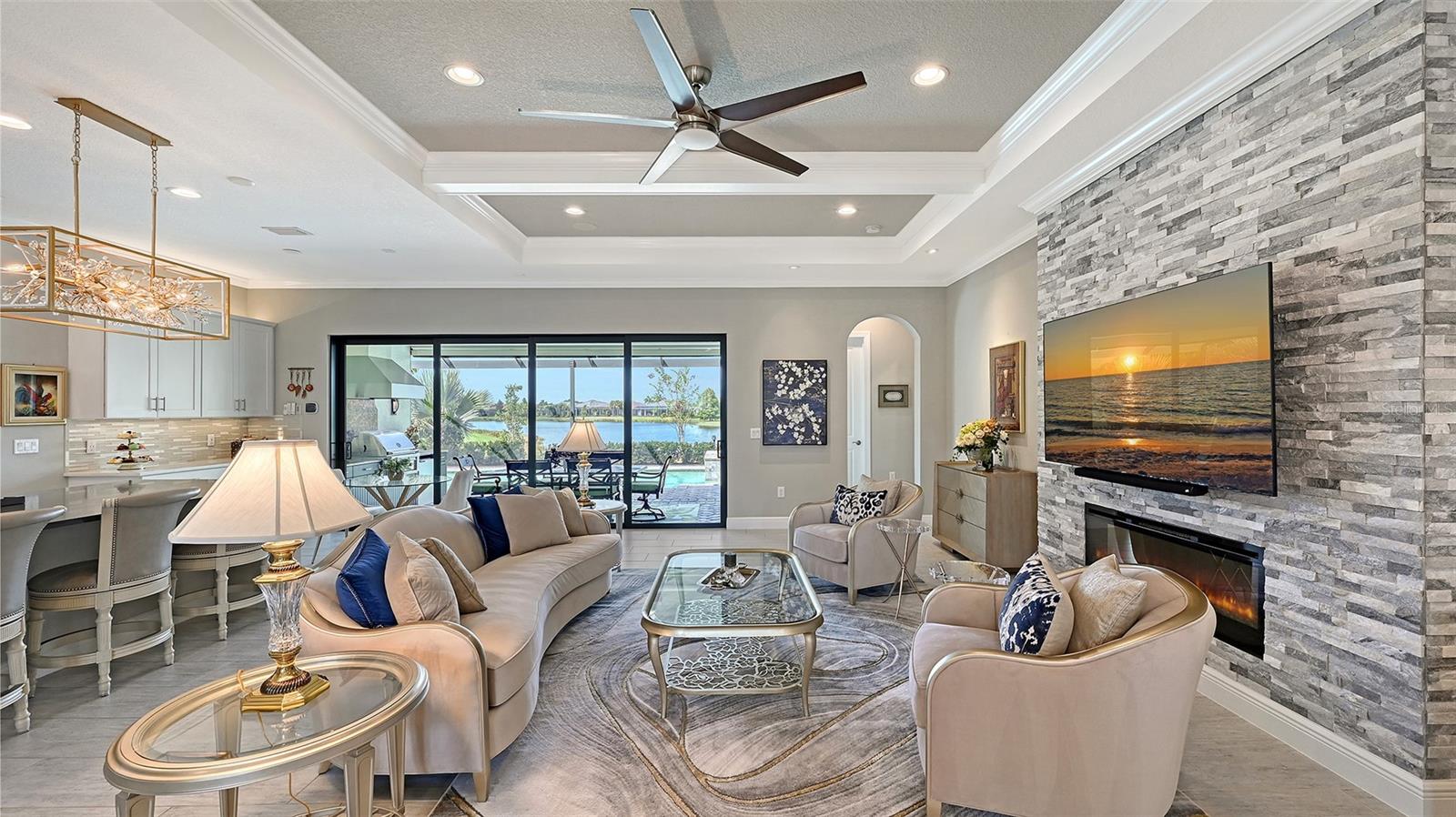 COUNTRY CLUB EAST AT LAKEWD RNCH VV2 - Residential