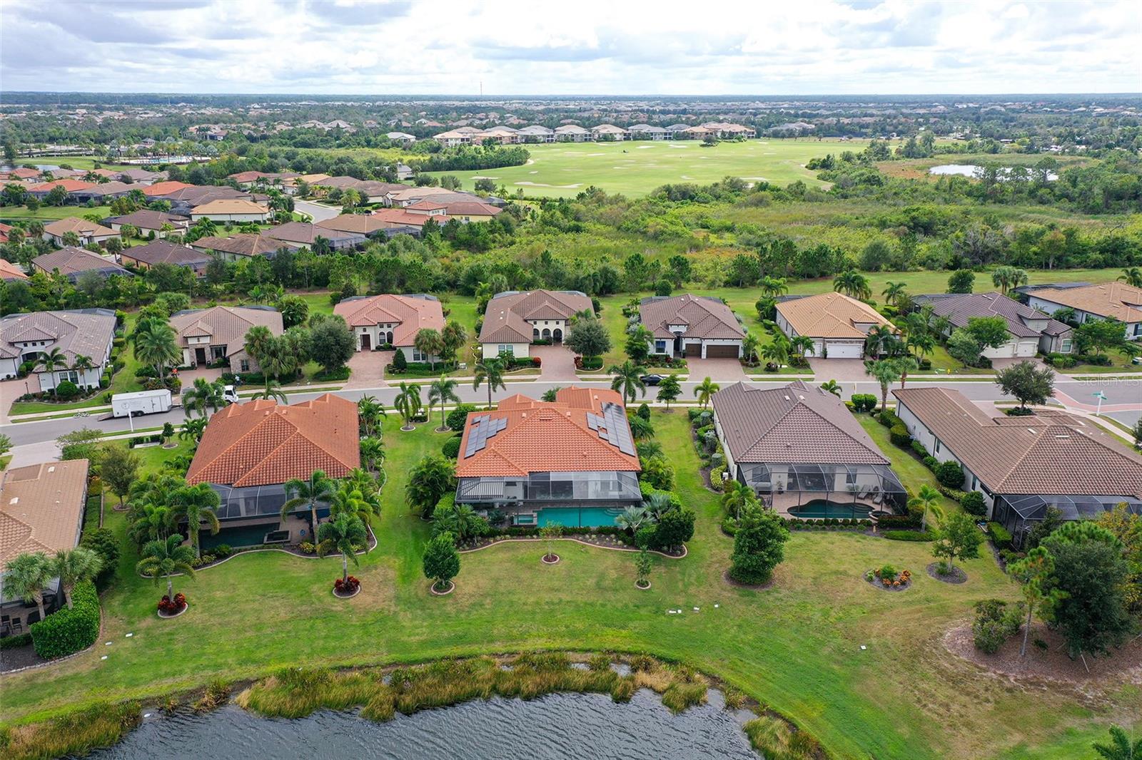 COUNTRY CLUB EAST AT LAKEWD RNCH VV2 - Residential