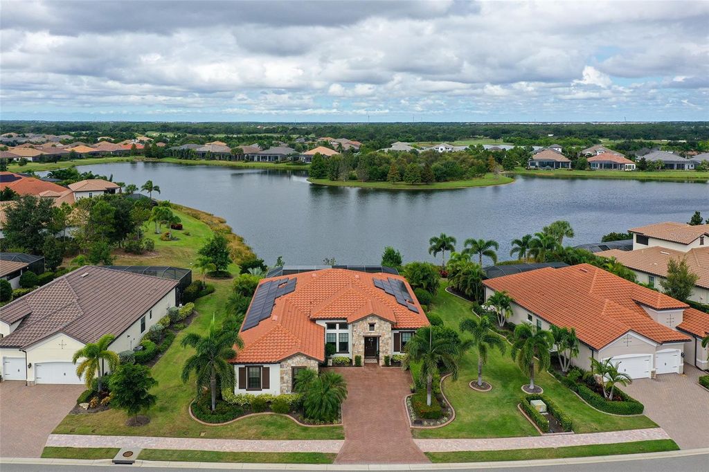 Photo of 16305 Castle Park Terrace, Lakewood Ranch, FL 34202 (MLS # A4668245)