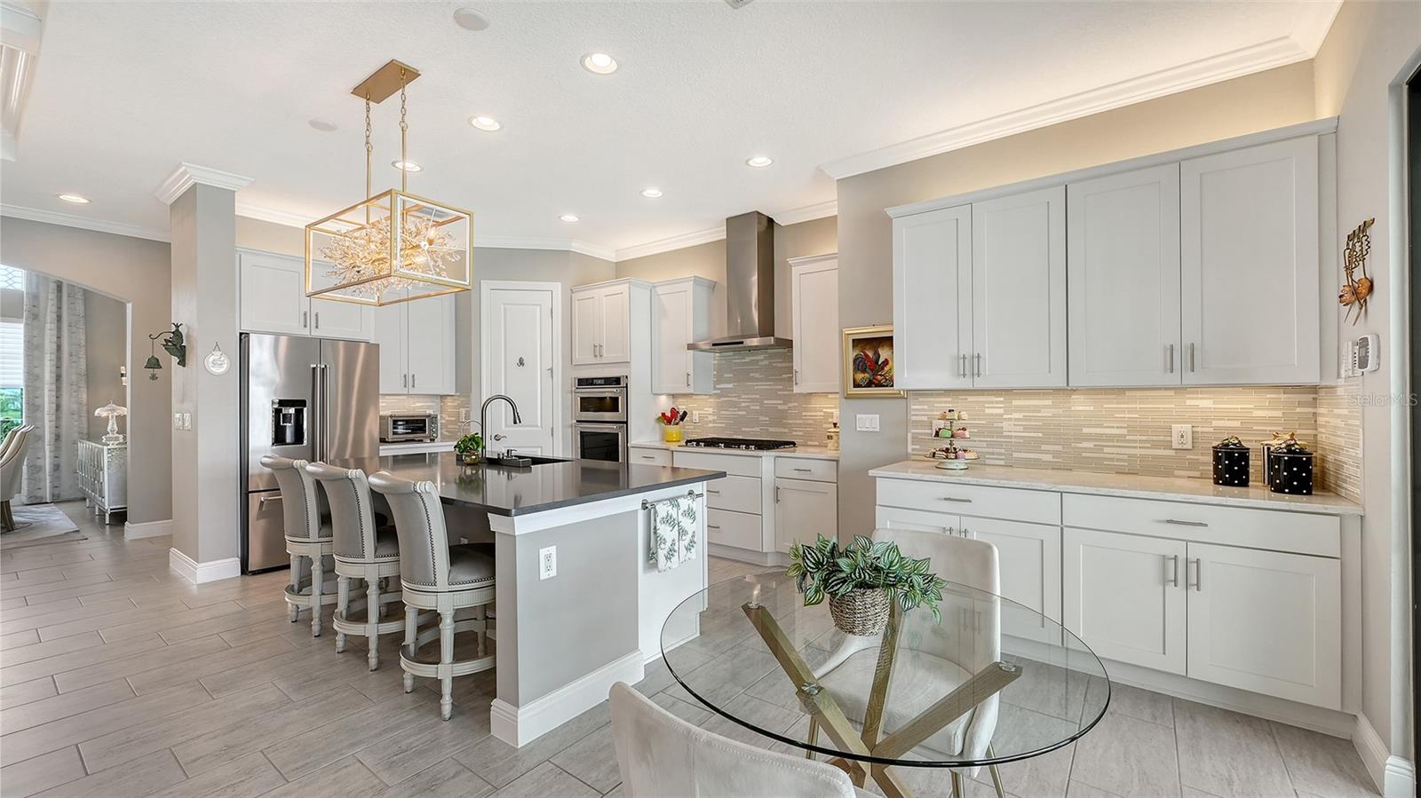 COUNTRY CLUB EAST AT LAKEWD RNCH VV2 - Residential