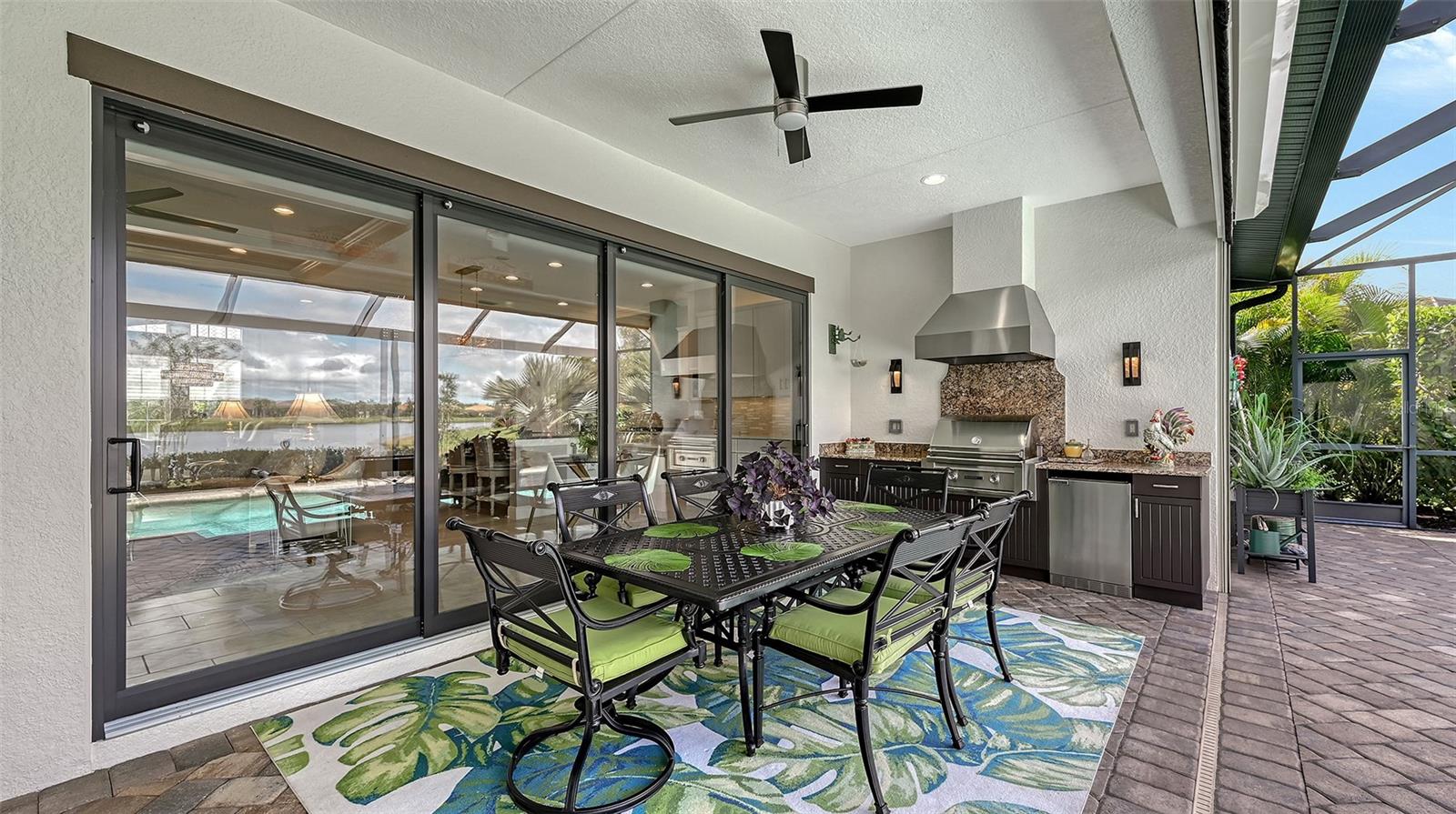 COUNTRY CLUB EAST AT LAKEWD RNCH VV2 - Residential