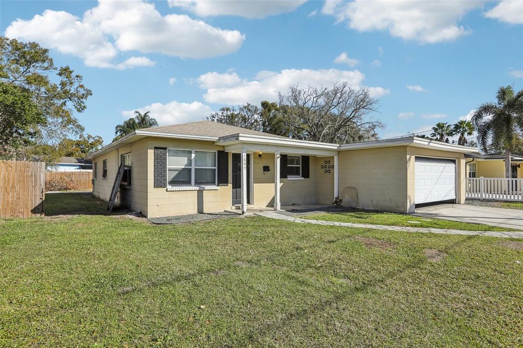 Photo of 1809 W Crawford Street, Tampa, FL 33604 (MLS # TB8469405)