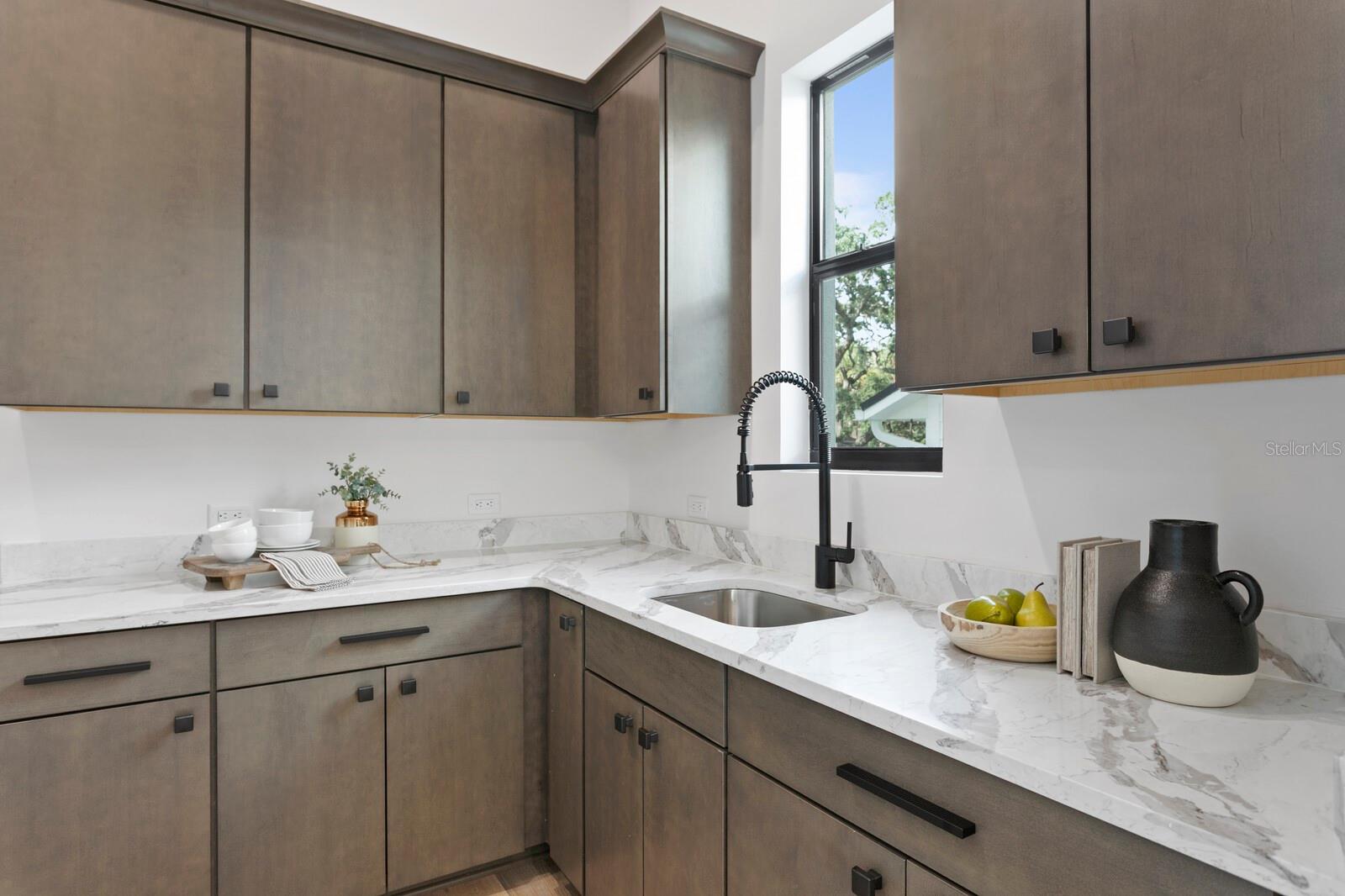 SUNSET PARK - Residential