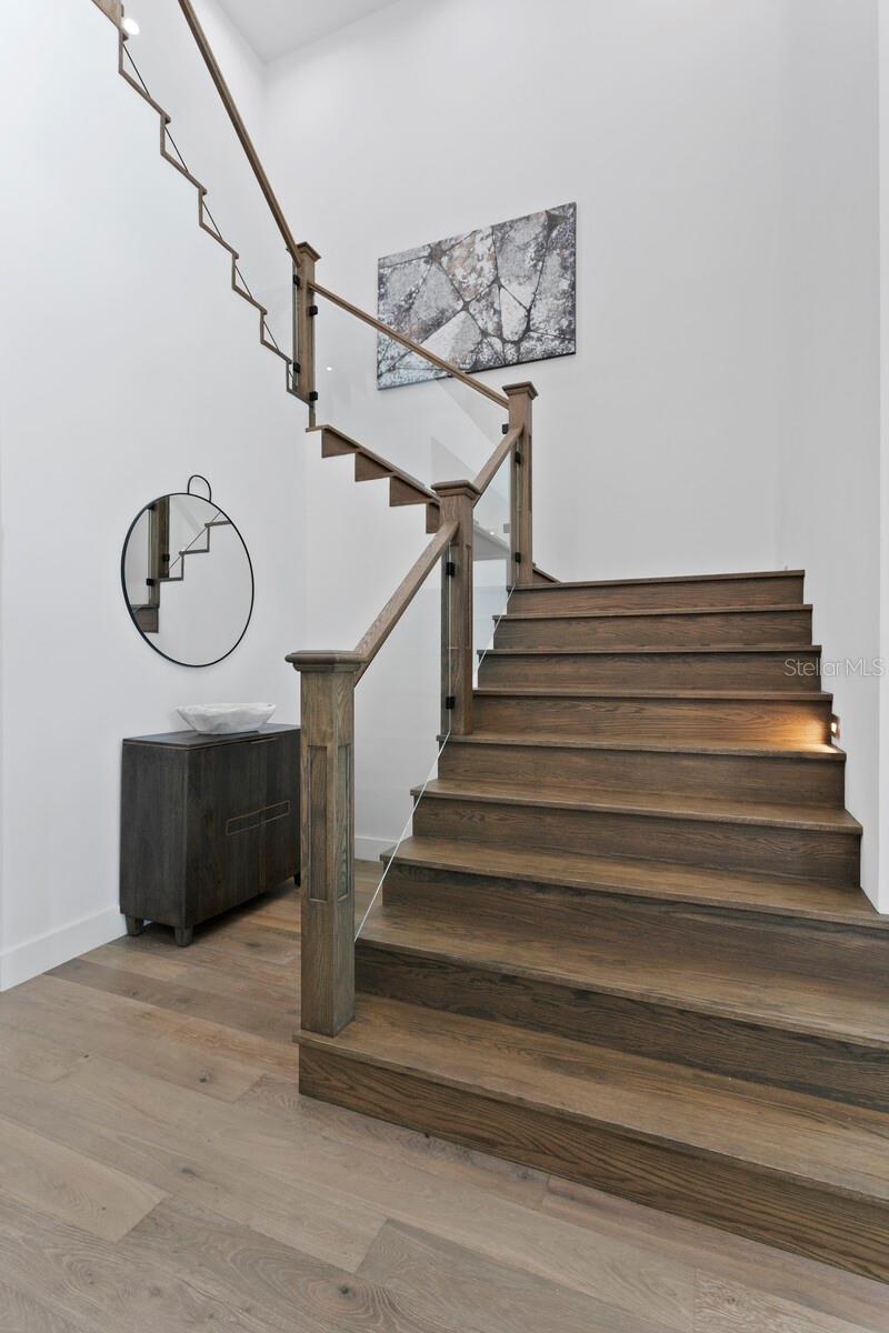 SUNSET PARK - Residential