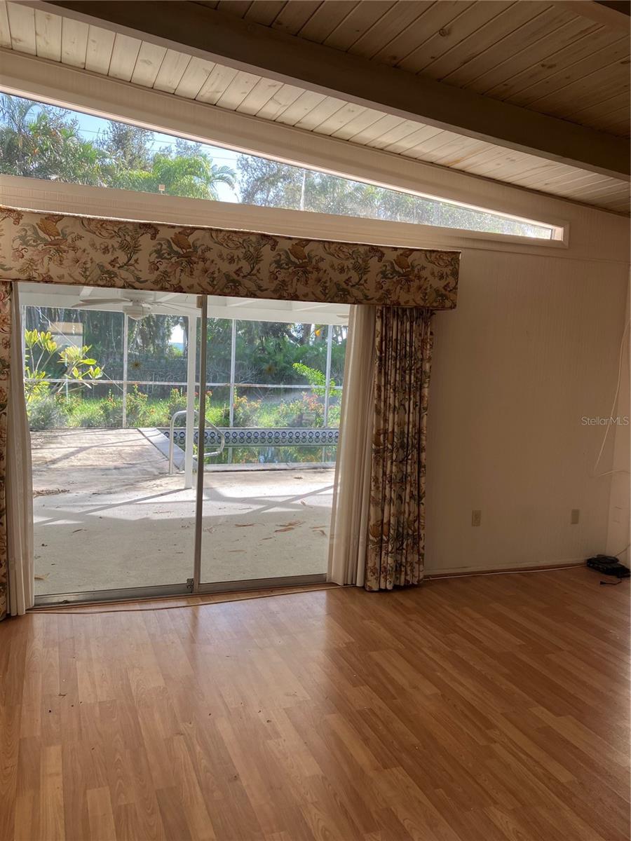 434 S SHORE DRIVE, SARASOTA, FL, 34234 4 434 S SHORE DRIVE