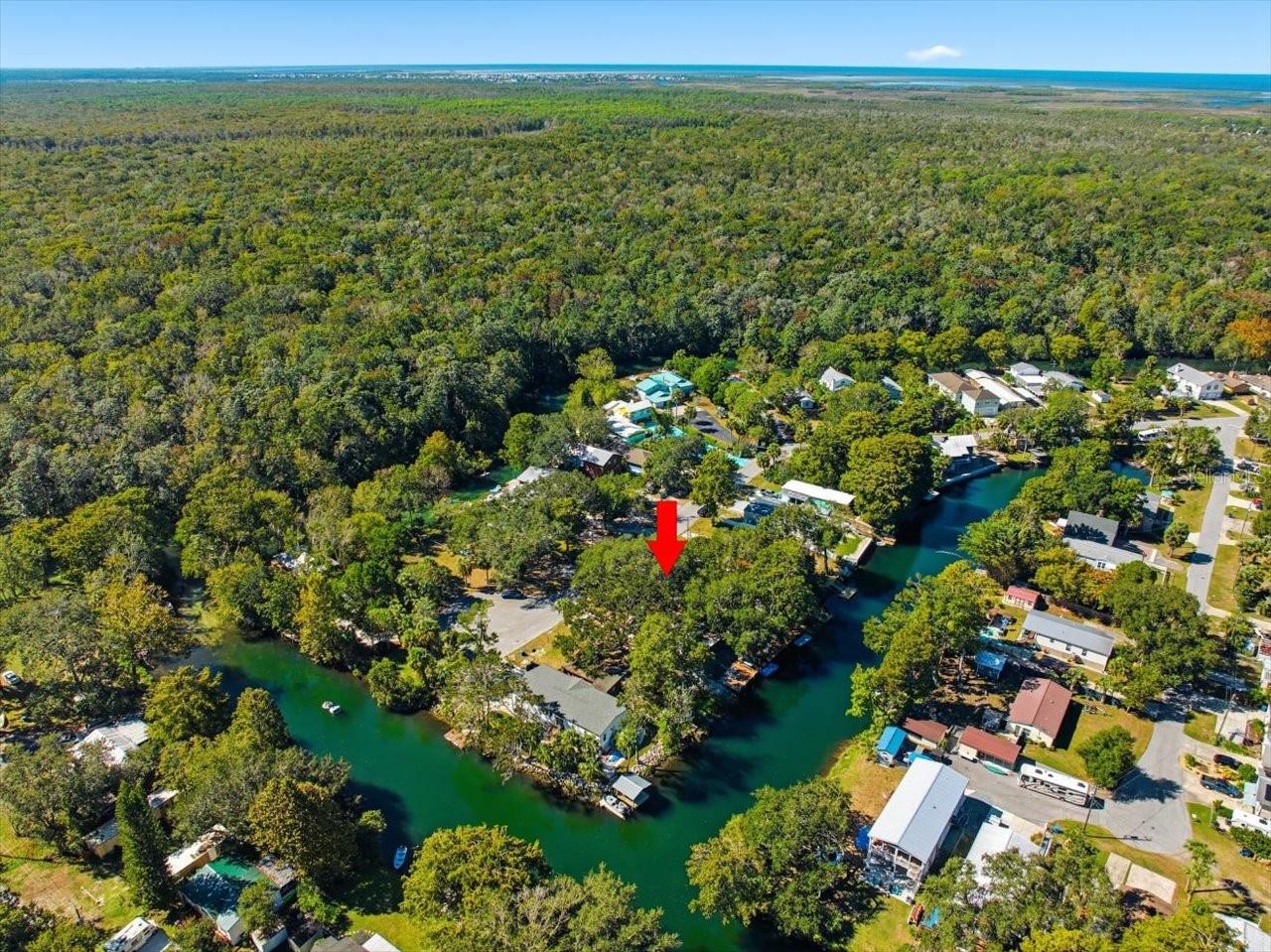 WEEKI WACHEE RIVER RETREATS - Residential Lease