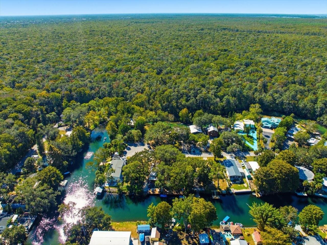 WEEKI WACHEE RIVER RETREATS - Residential Lease
