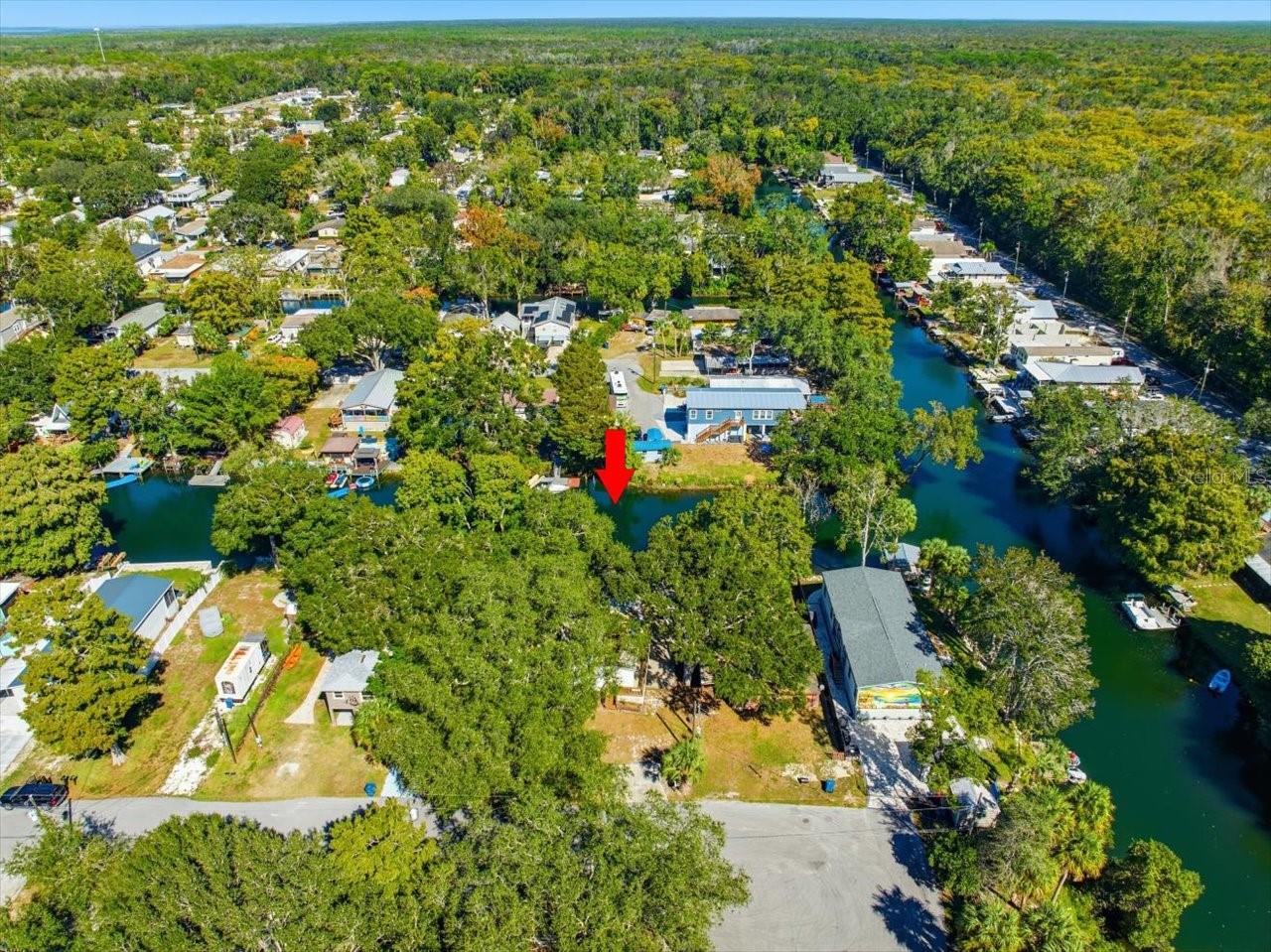 WEEKI WACHEE RIVER RETREATS - Residential Lease