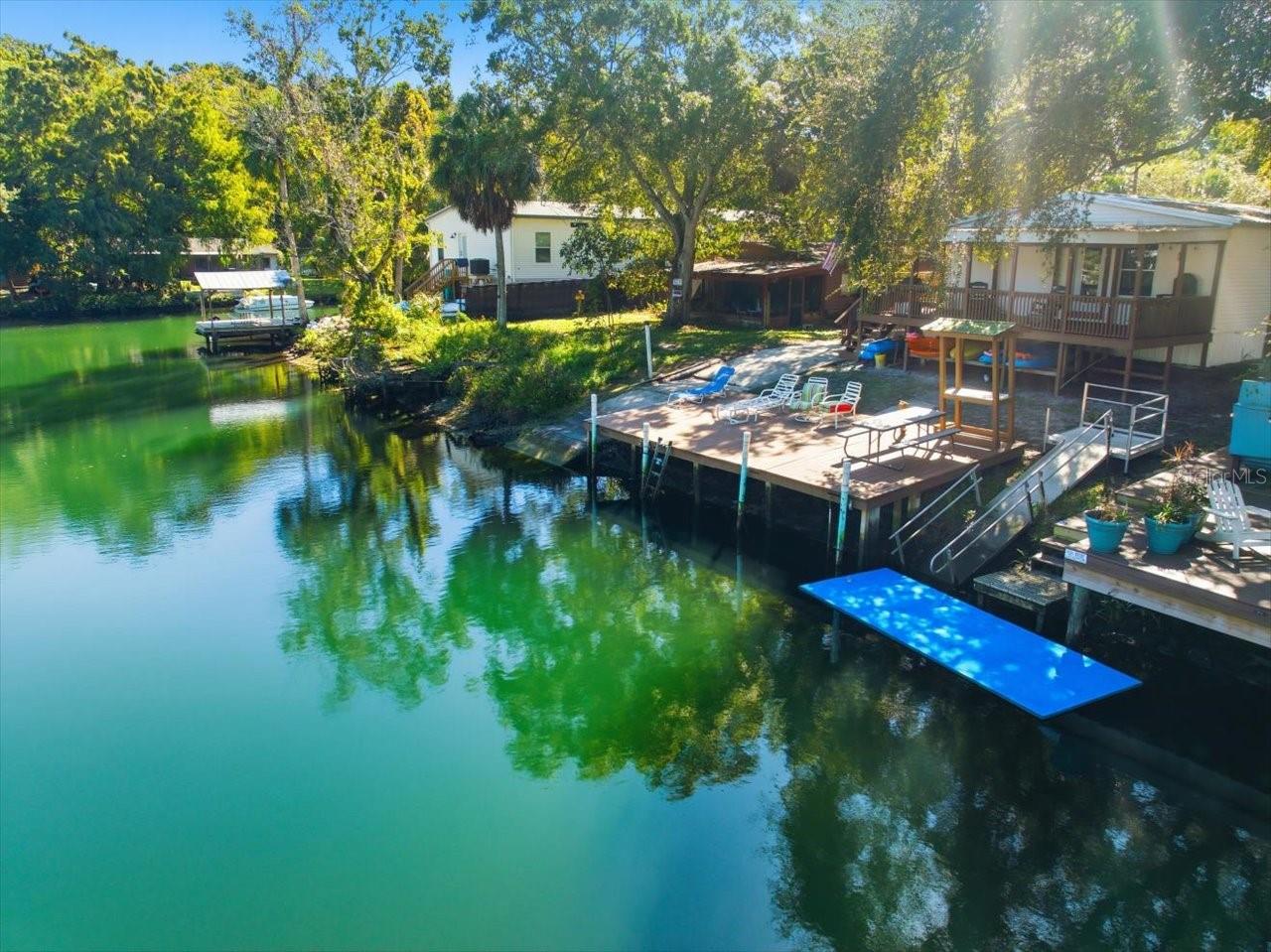 WEEKI WACHEE RIVER RETREATS - Residential Lease