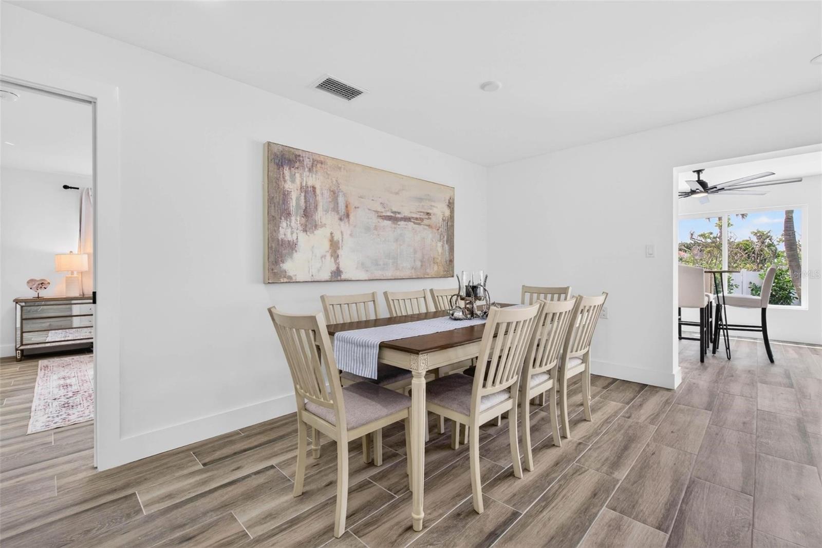 THREE PALMS POINT - Residential