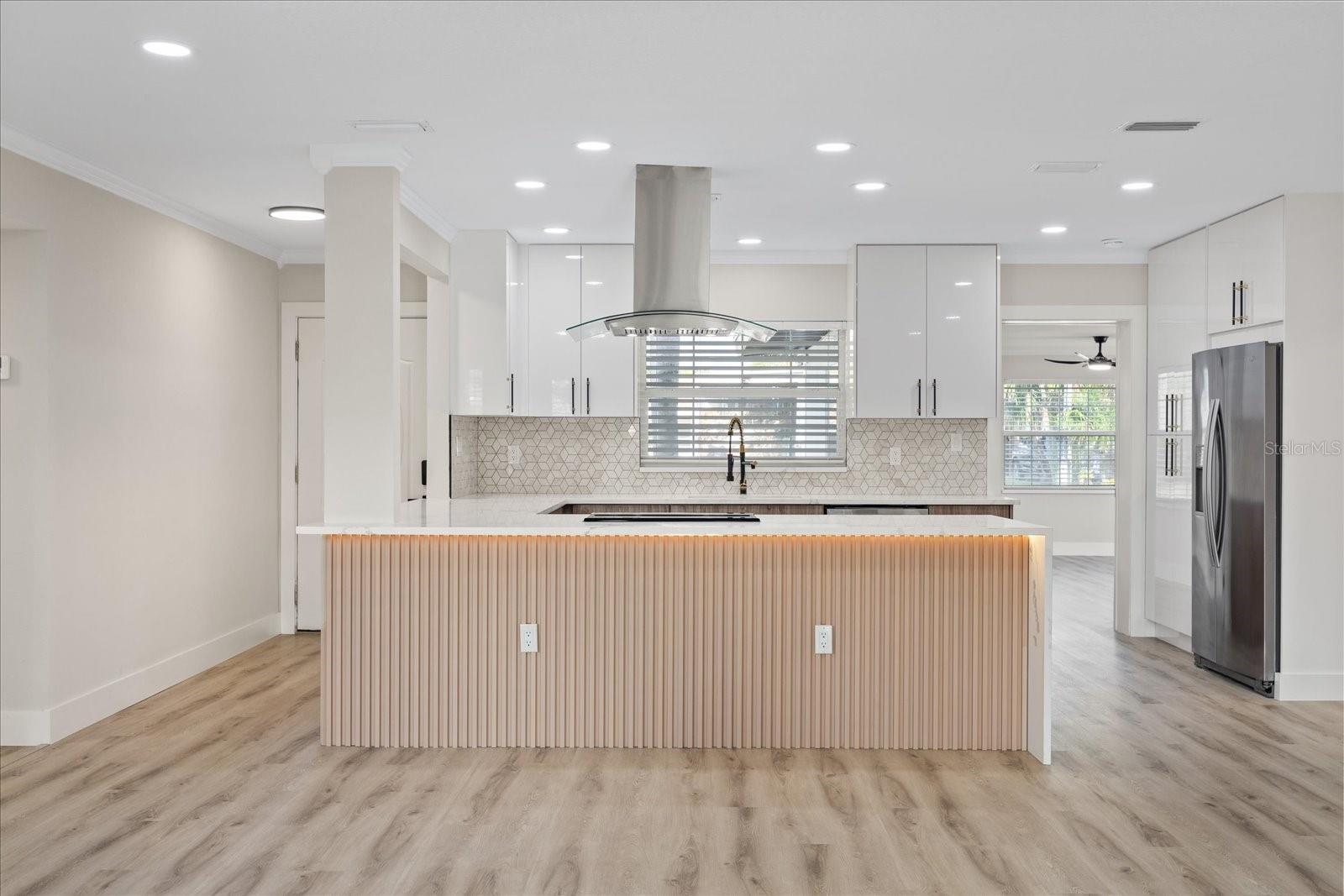 BAYWOOD VILLAGE - Residential