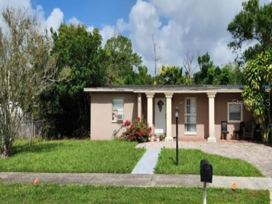 Auction Property. AUCTION. This cozy bungalow offers 2 beds, 1 bath and sits on a large lot. Property is sold as-is with NO interior photos, NO lease in place, NO property disclosure or inspection report, NO ACCESS - the seller does not represent or guarantee occupancy status. Please DO NOT DISTURB the occupant. "As is" CASH ONLY sale with no contingencies or inspections. Buyer will be responsible for obtaining possession of the
property upon closing.