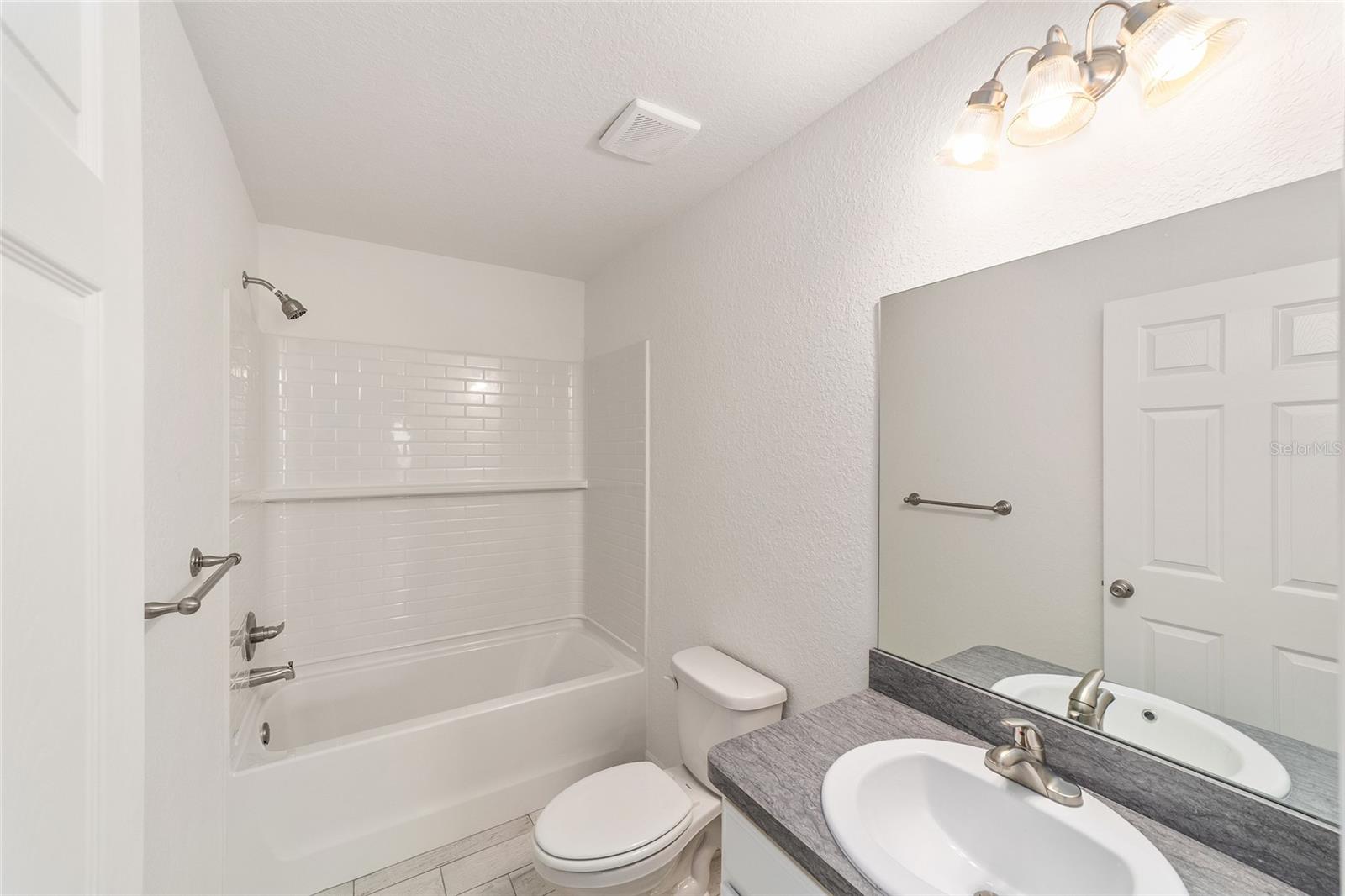 RAINBOW LAKES ESTATE - Residential