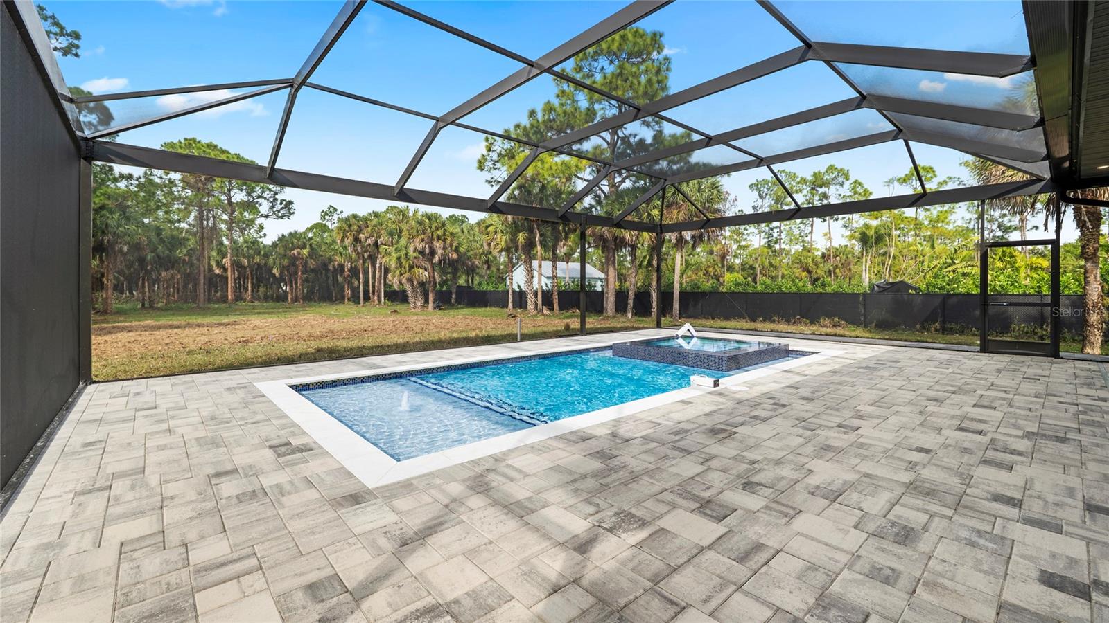 GOLDEN GATE EST UNIT 195 - Residential