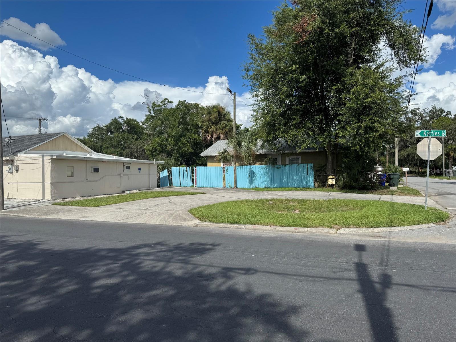618 W 5TH STREET