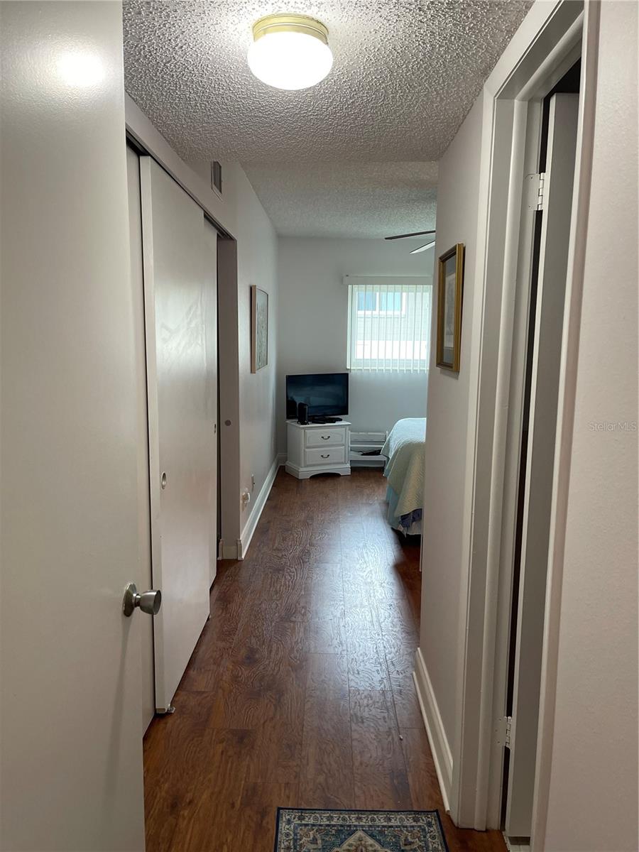 ON TOP OF THE WORLD - Residential