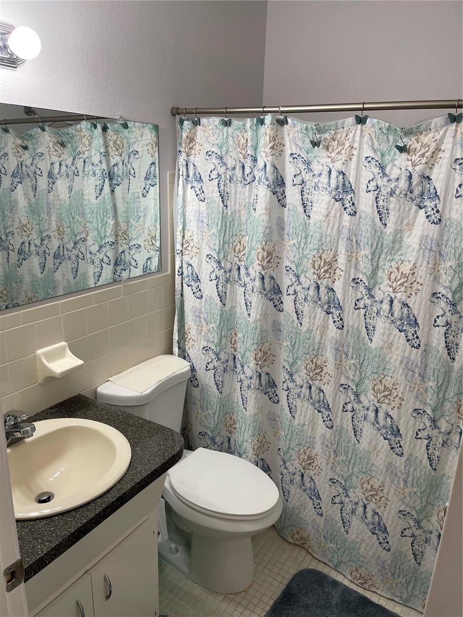 ON TOP OF THE WORLD - Residential