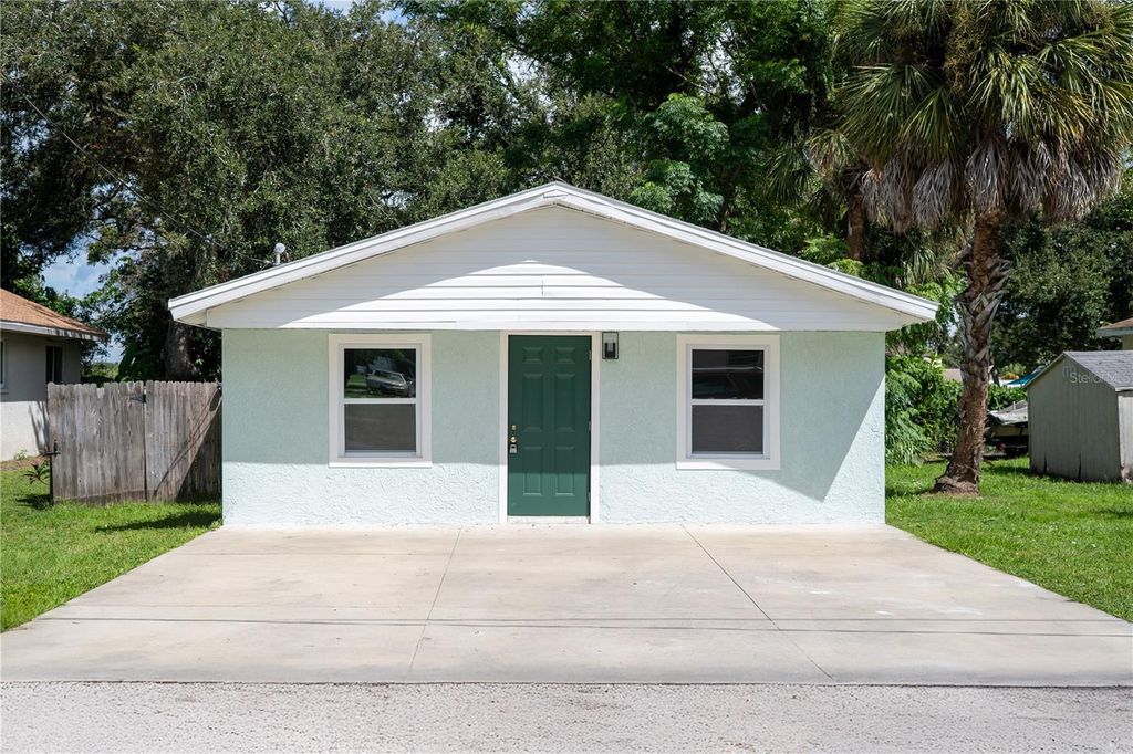 Photo of 215 22nd Street W, Palmetto, FL 34221 (MLS # TB8428742)