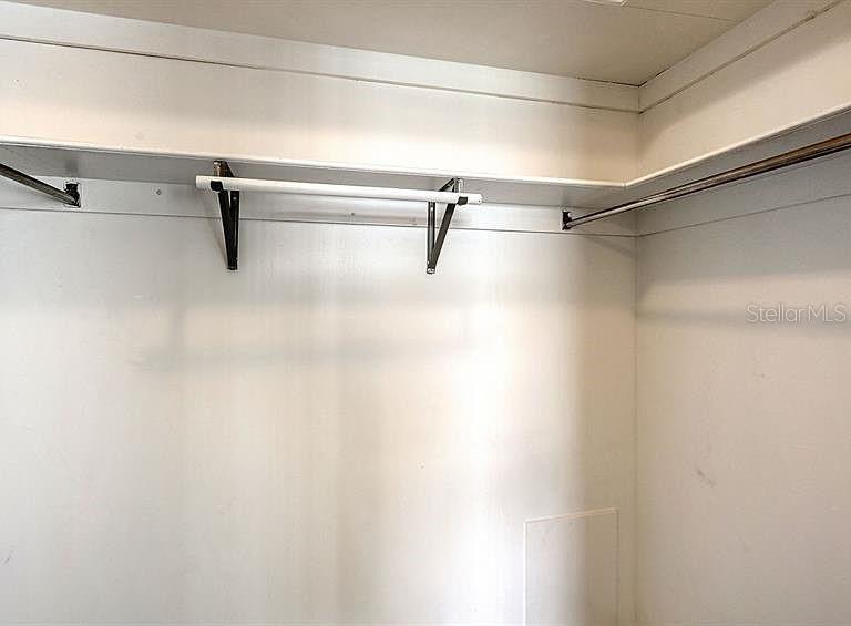 GULF GATE WOODS - Residential Lease