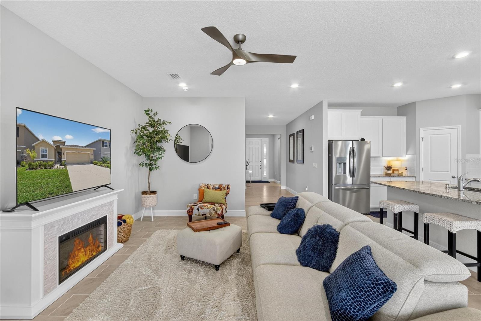 MANGROVE MANOR PH 2 - Residential Lease