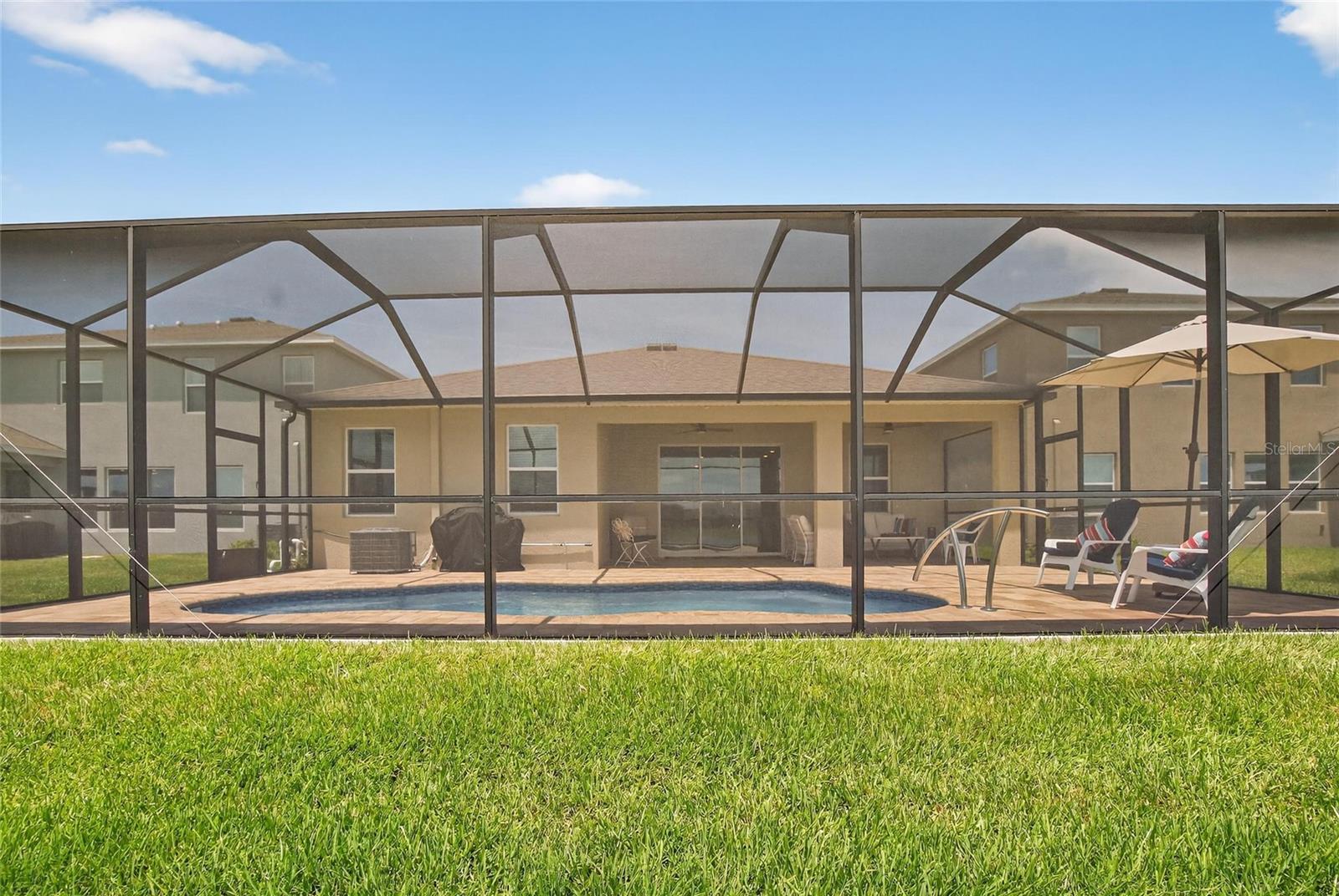 MANGROVE MANOR PH 2 - Residential Lease