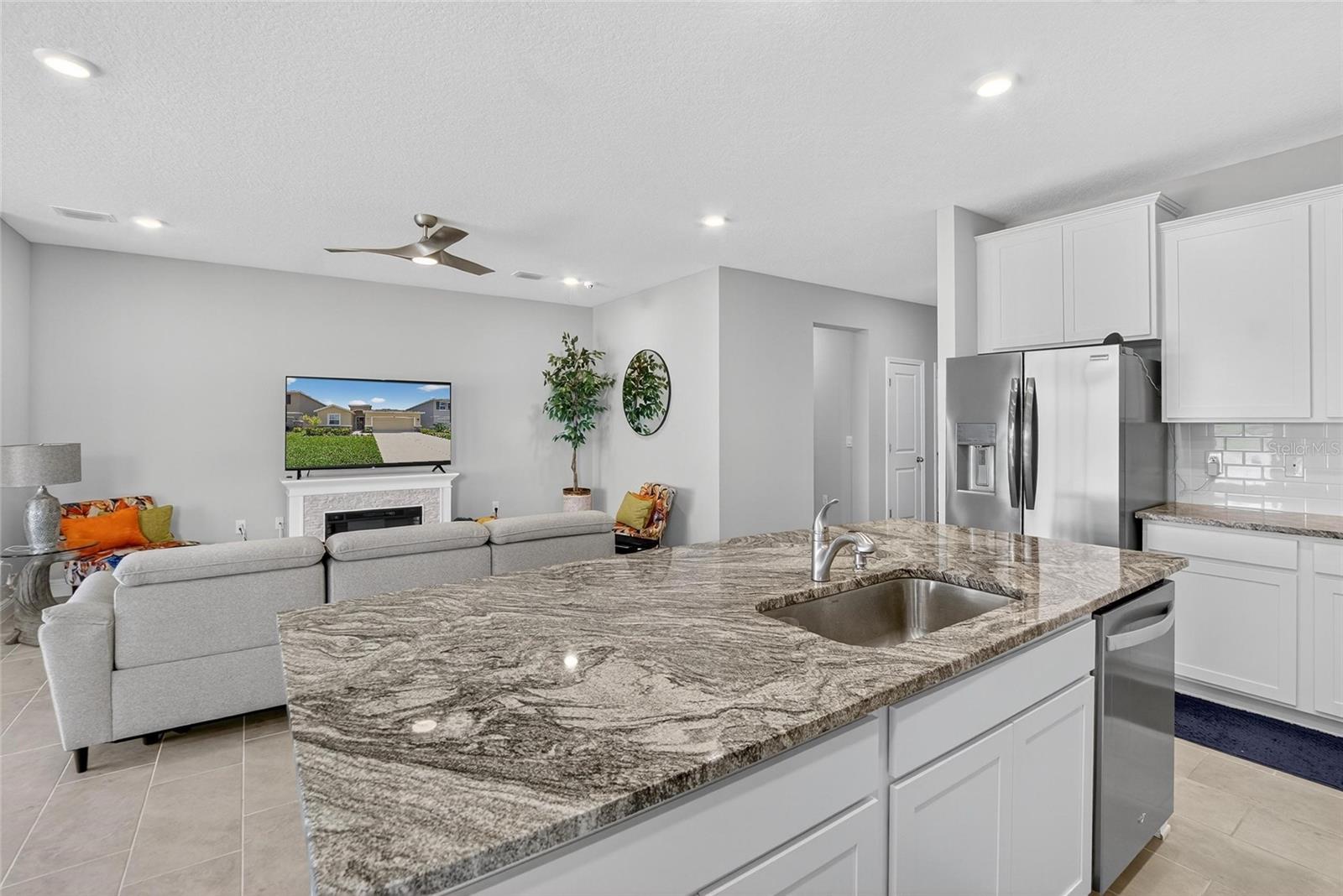 MANGROVE MANOR PH 2 - Residential Lease