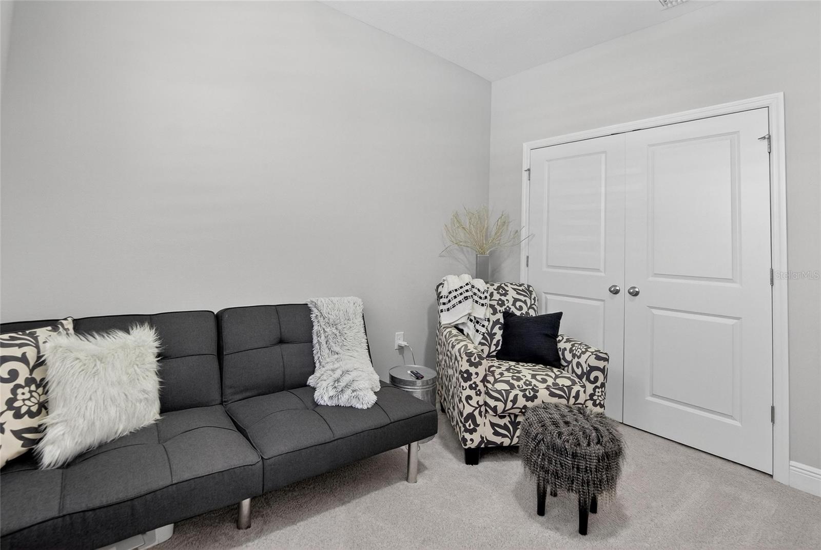 MANGROVE MANOR PH 2 - Residential Lease