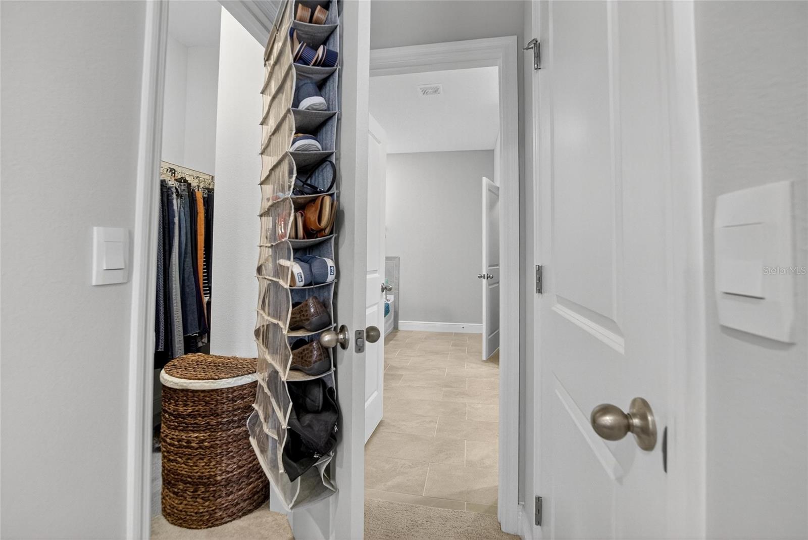 MANGROVE MANOR PH 2 - Residential Lease