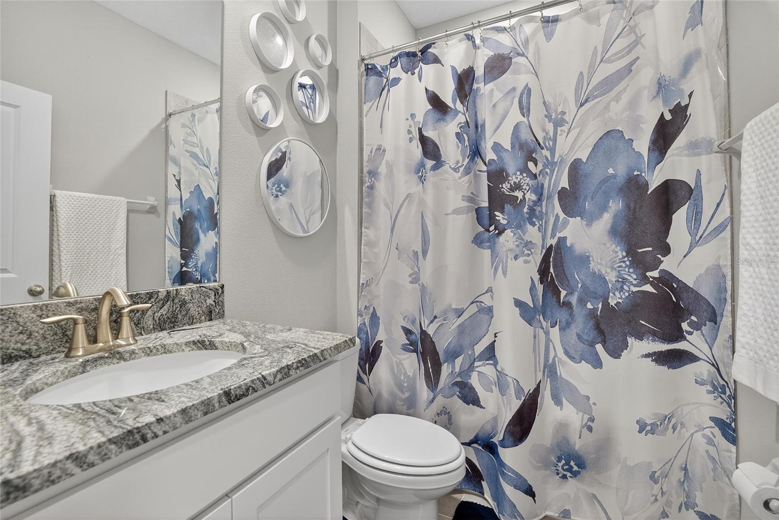 MANGROVE MANOR PH 2 - Residential Lease