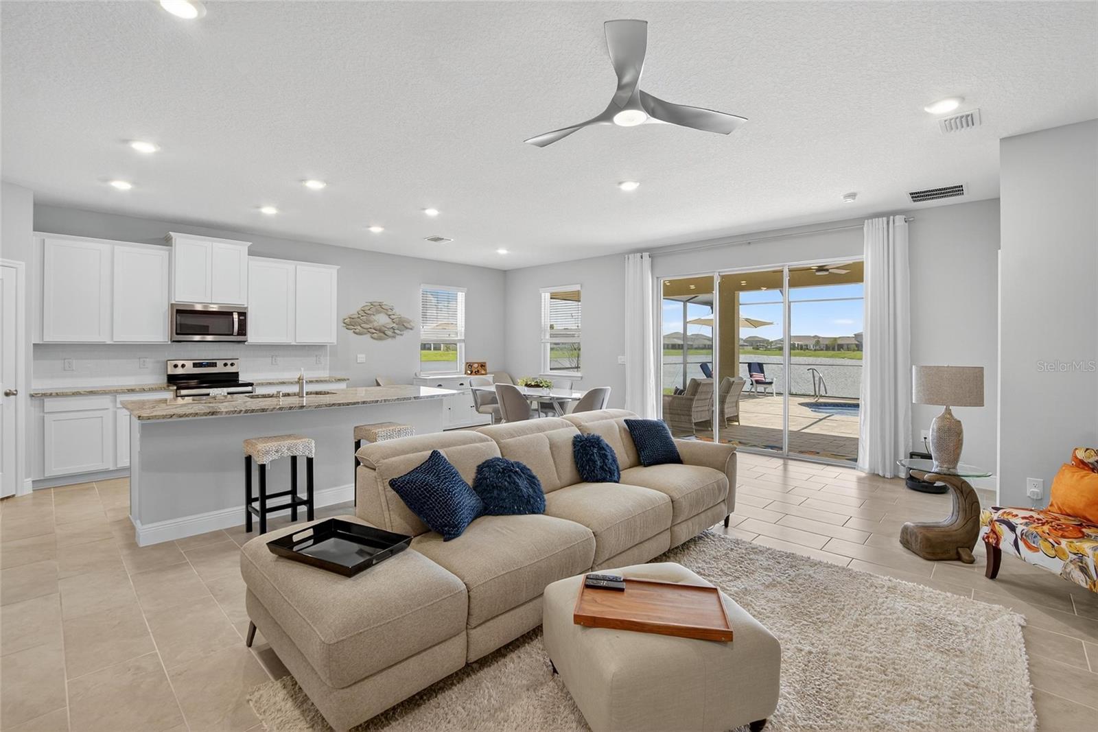 MANGROVE MANOR PH 2 - Residential Lease