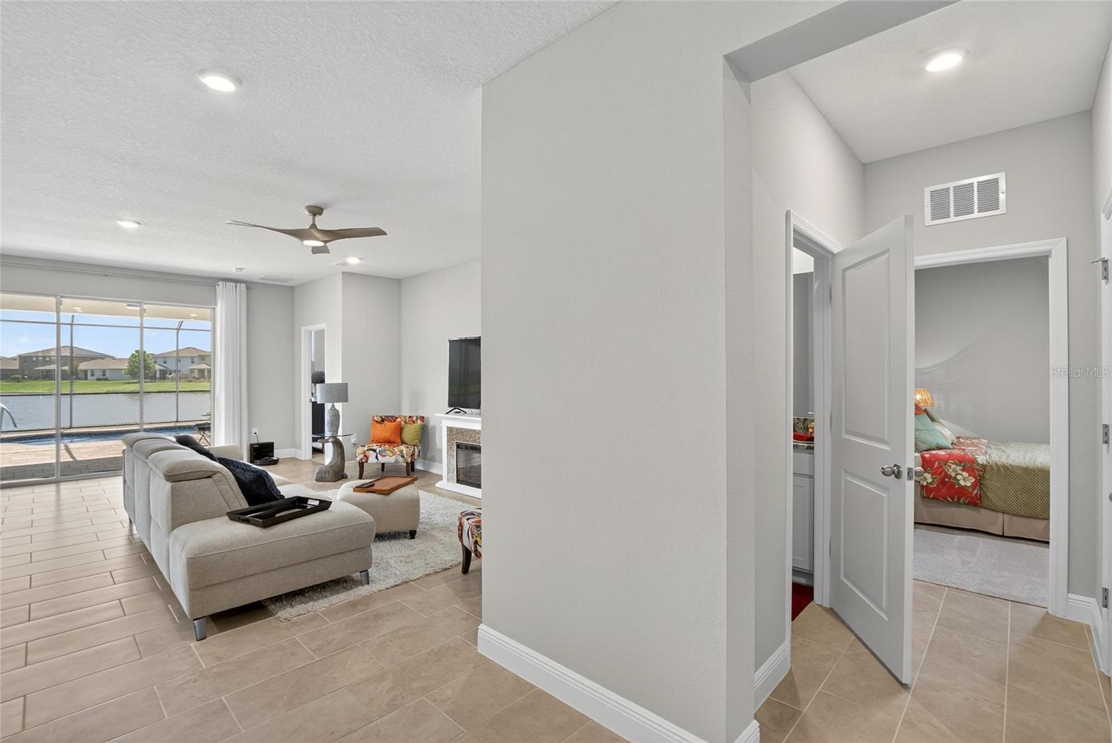 MANGROVE MANOR PH 2 - Residential Lease