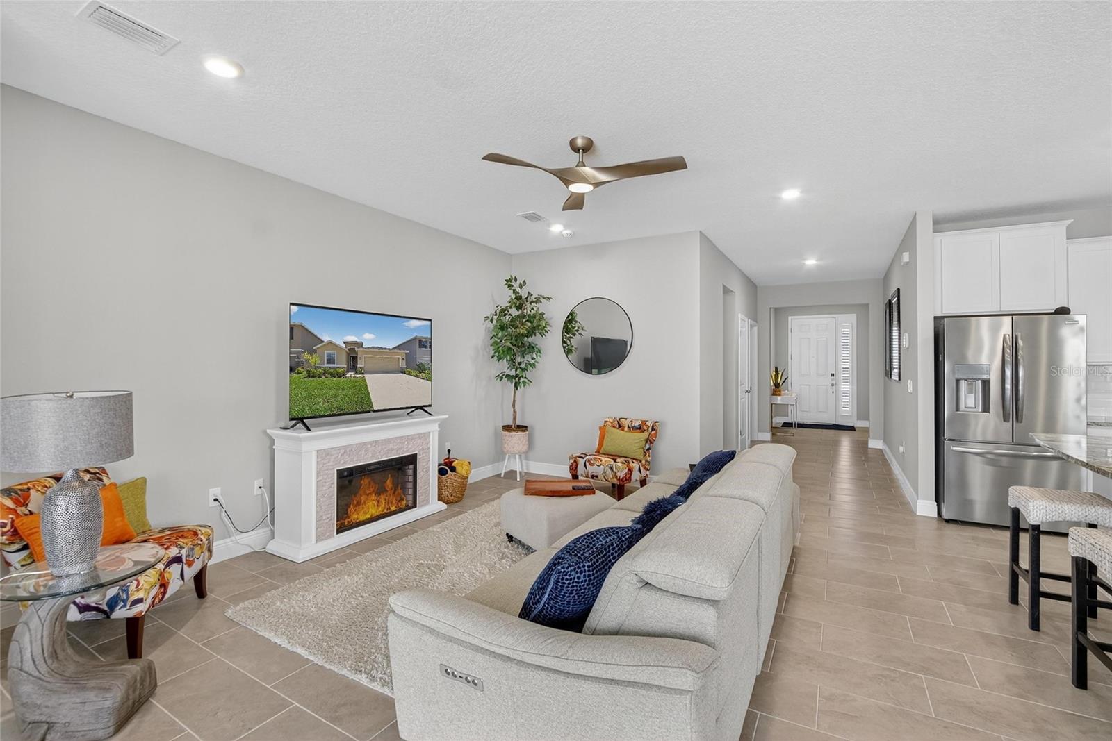 MANGROVE MANOR PH 2 - Residential Lease